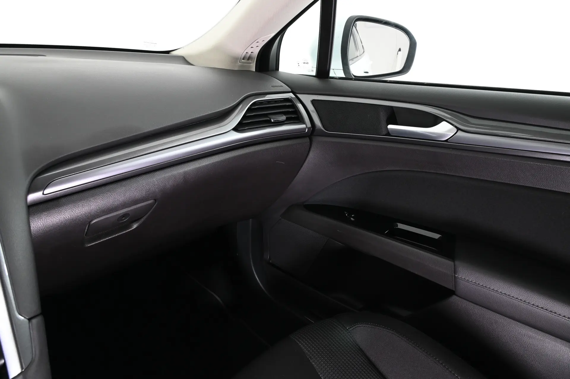 Ford Mondeo 2.0 TDCi Titanium 29