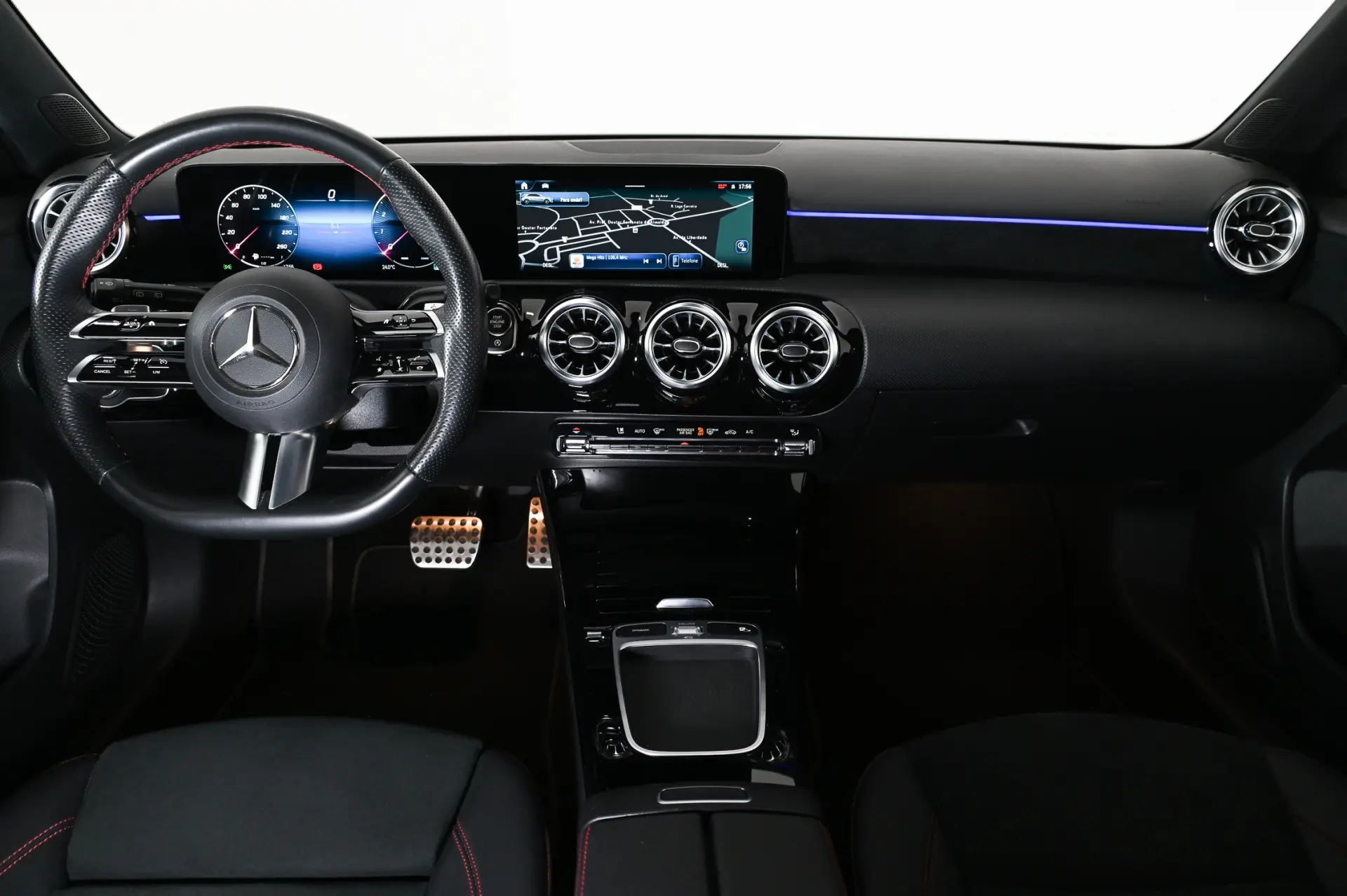 Mercedes-Benz A 200 Outro 3