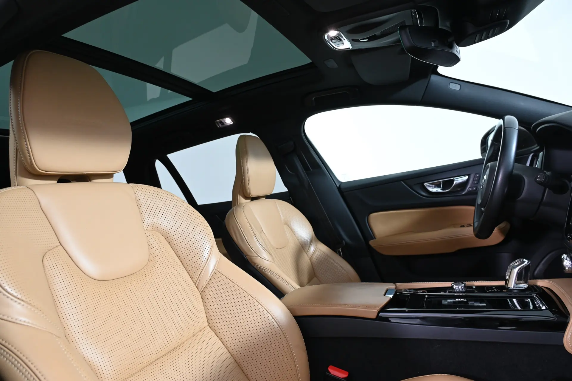 Volvo V60 2.0 T8 AWD TE Inscription 4