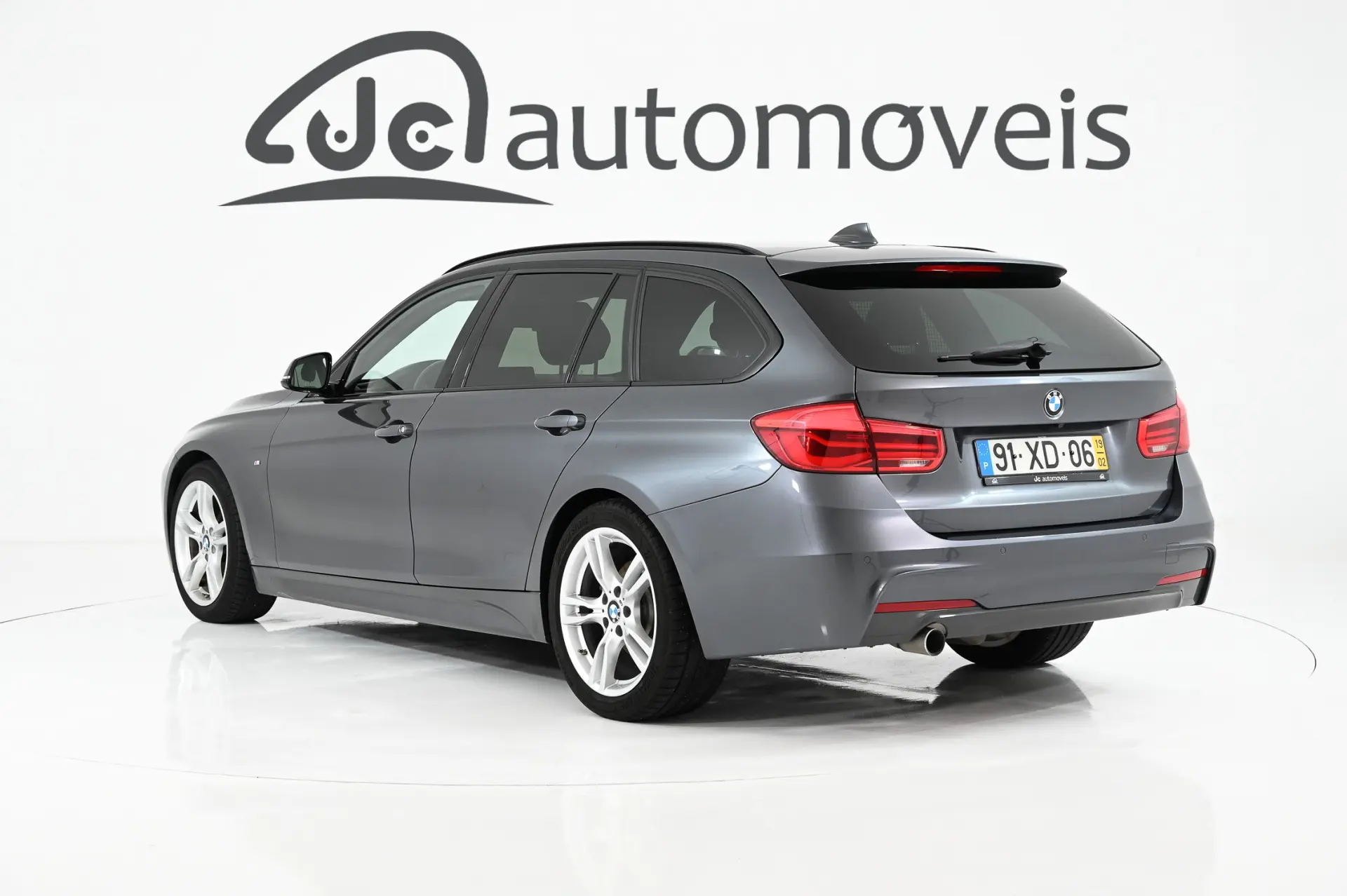 BMW 318 d Pack M Auto 2