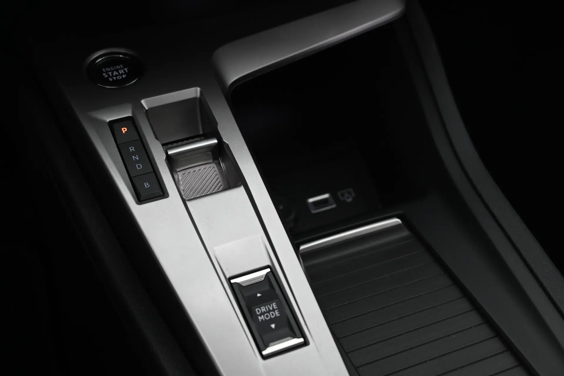 Peugeot e-308 54 kWh Style 23