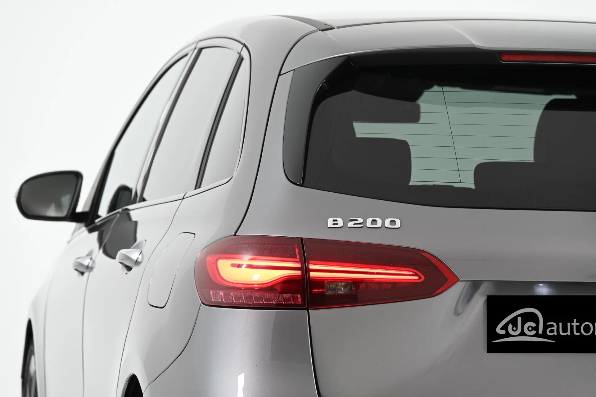 Mercedes-Benz B 200 AMG Line Aut. 10