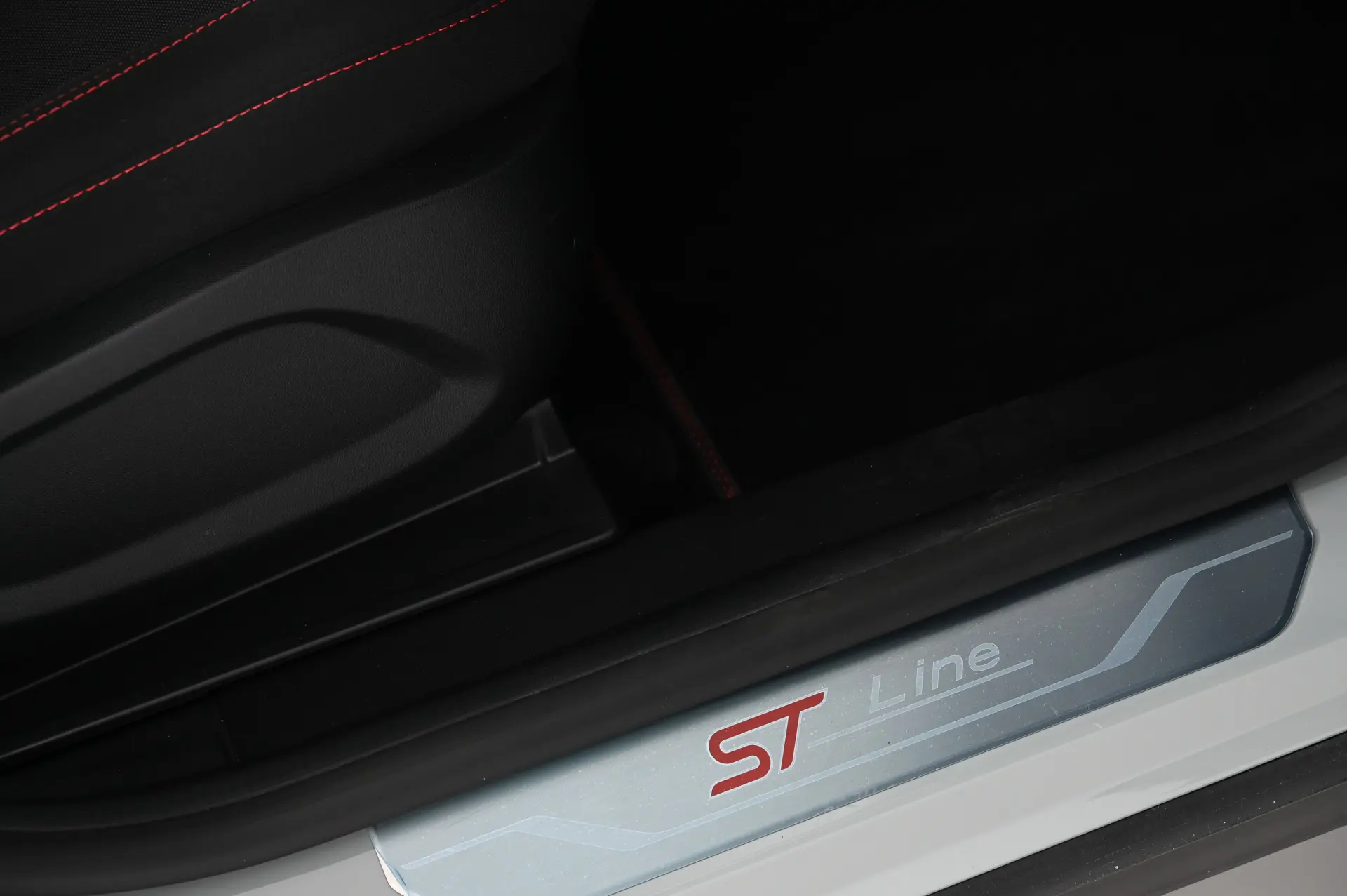 Ford Puma 1.0 EcoBoost MHEV ST-Line Aut. 25