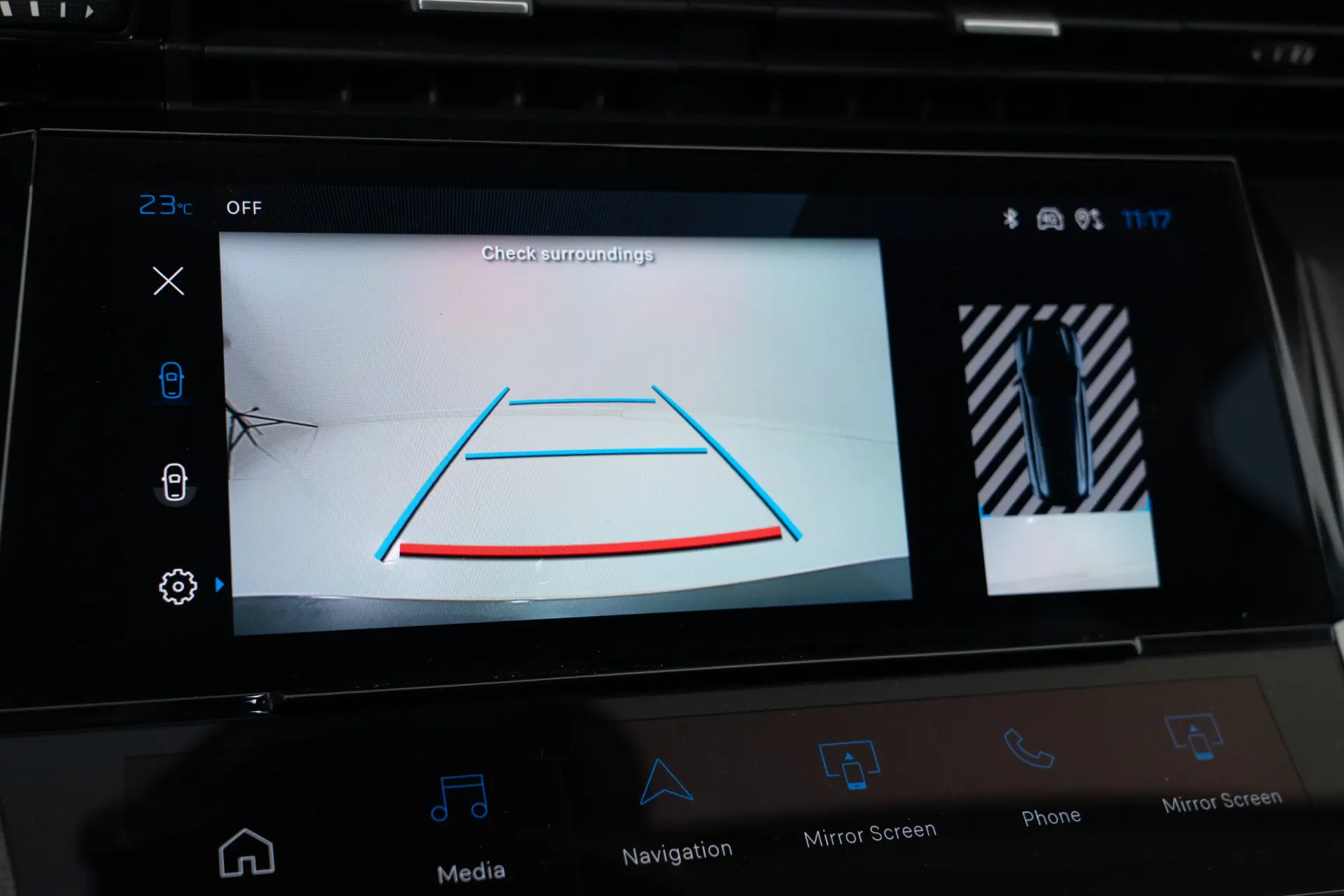 Peugeot 308 1.6 Hybrid Allure e-EAT8 23
