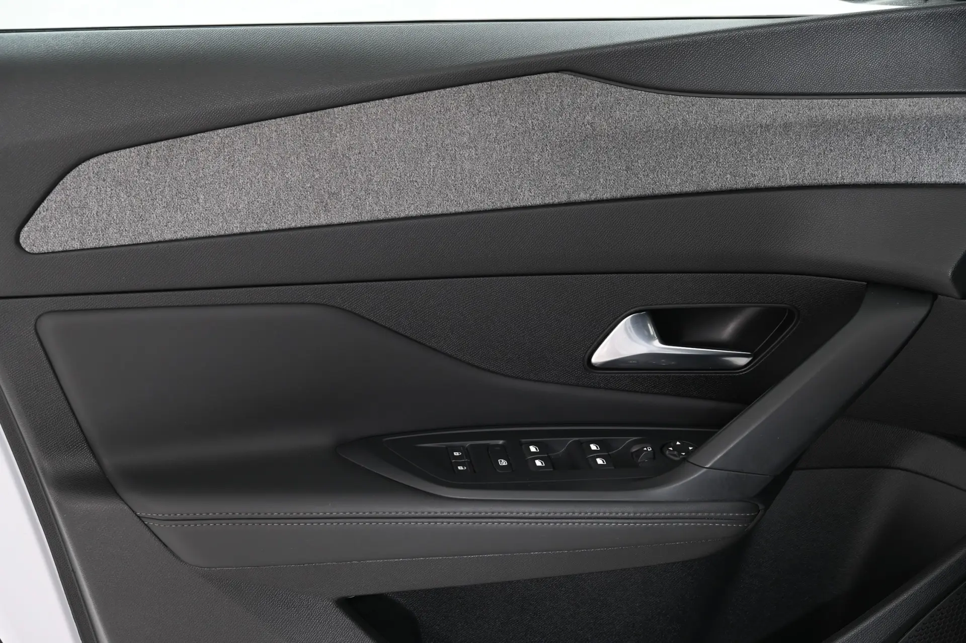Peugeot 308 SW 1.6 Hybrid Allure Pack e-EAT8 25