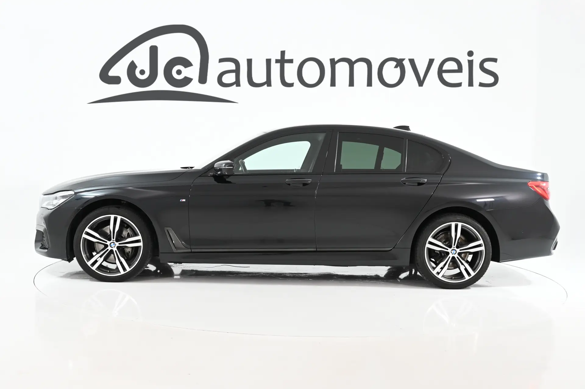 BMW 740 d xDrive Pack M Auto 7