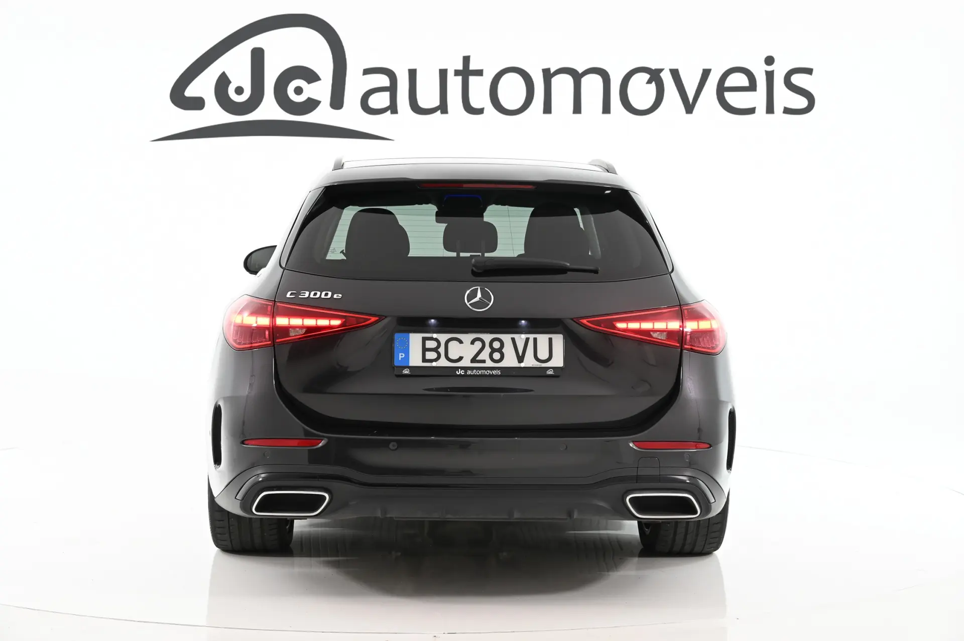 Mercedes-Benz C 300 e AMG Line 8