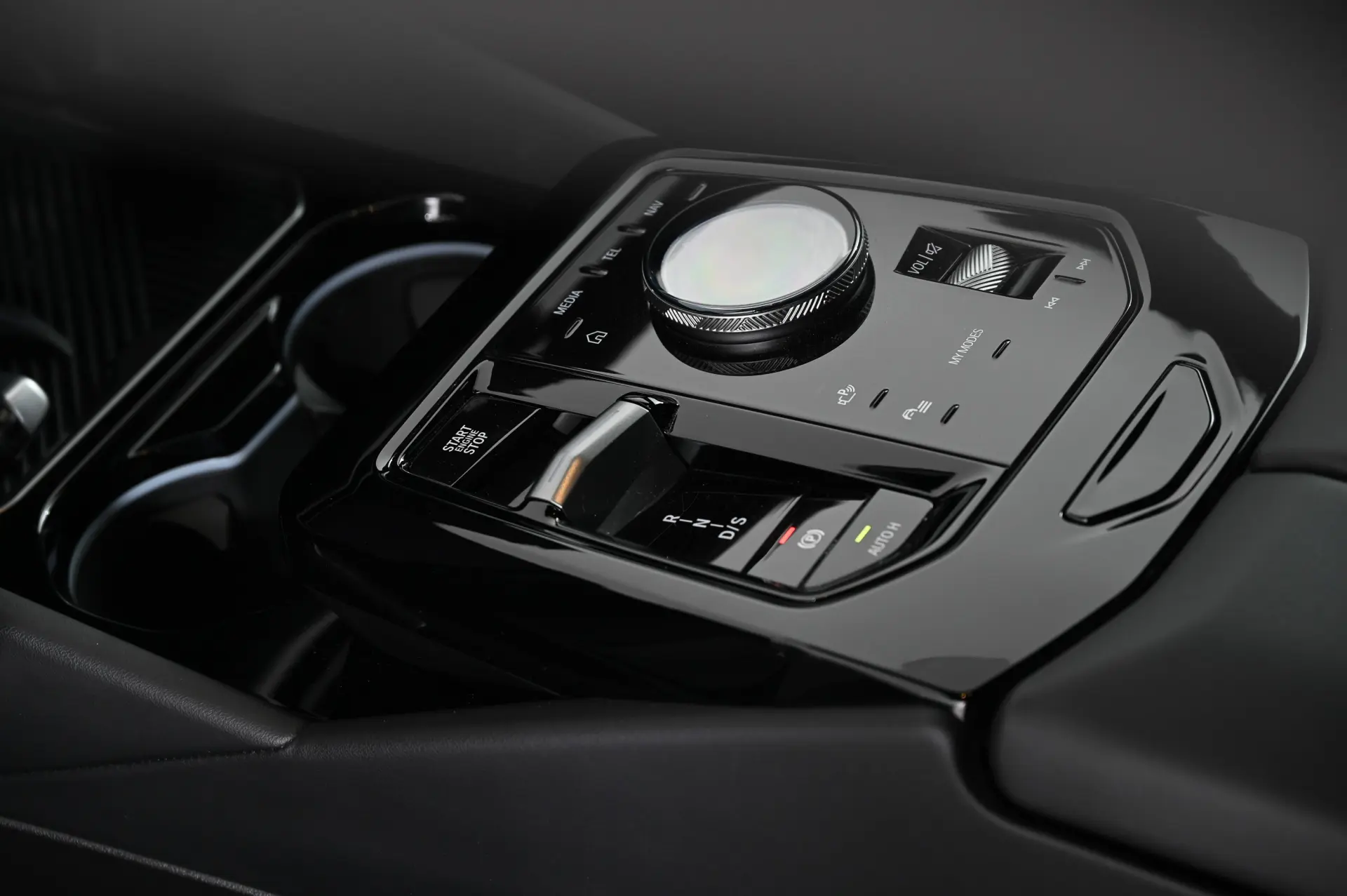 BMW 530 e Pack Desportivo M 23
