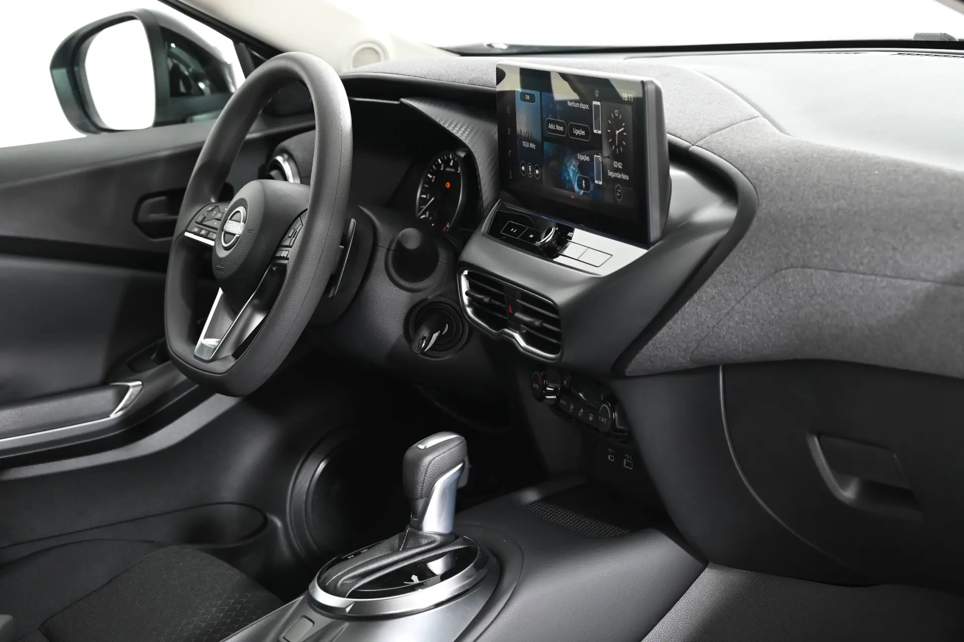 Nissan Juke 1.0 DIG-T N-Connecta DCT 21