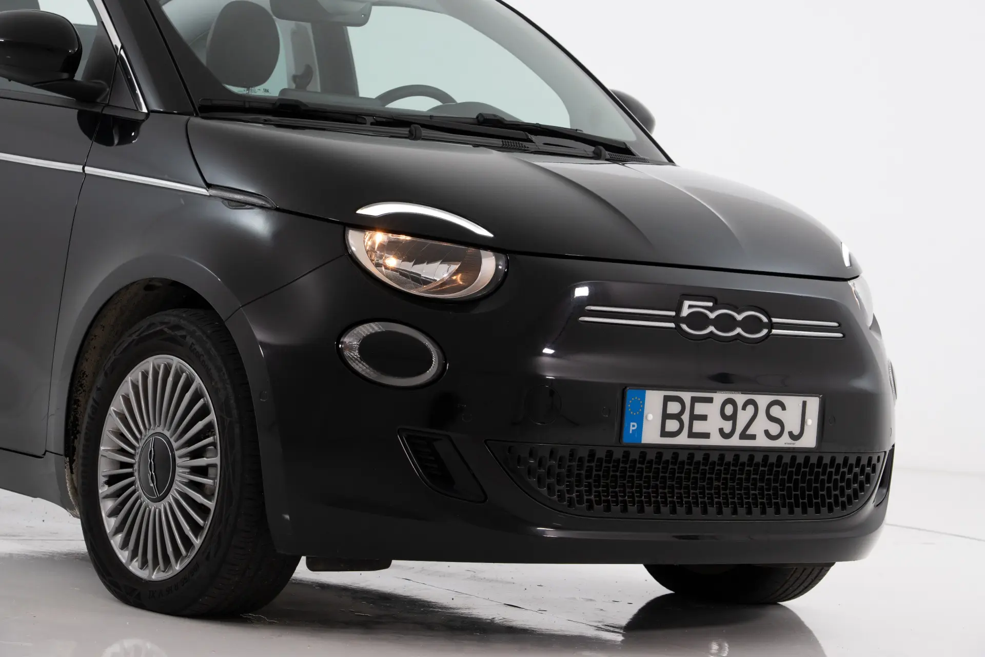Fiat 500e Outro 15