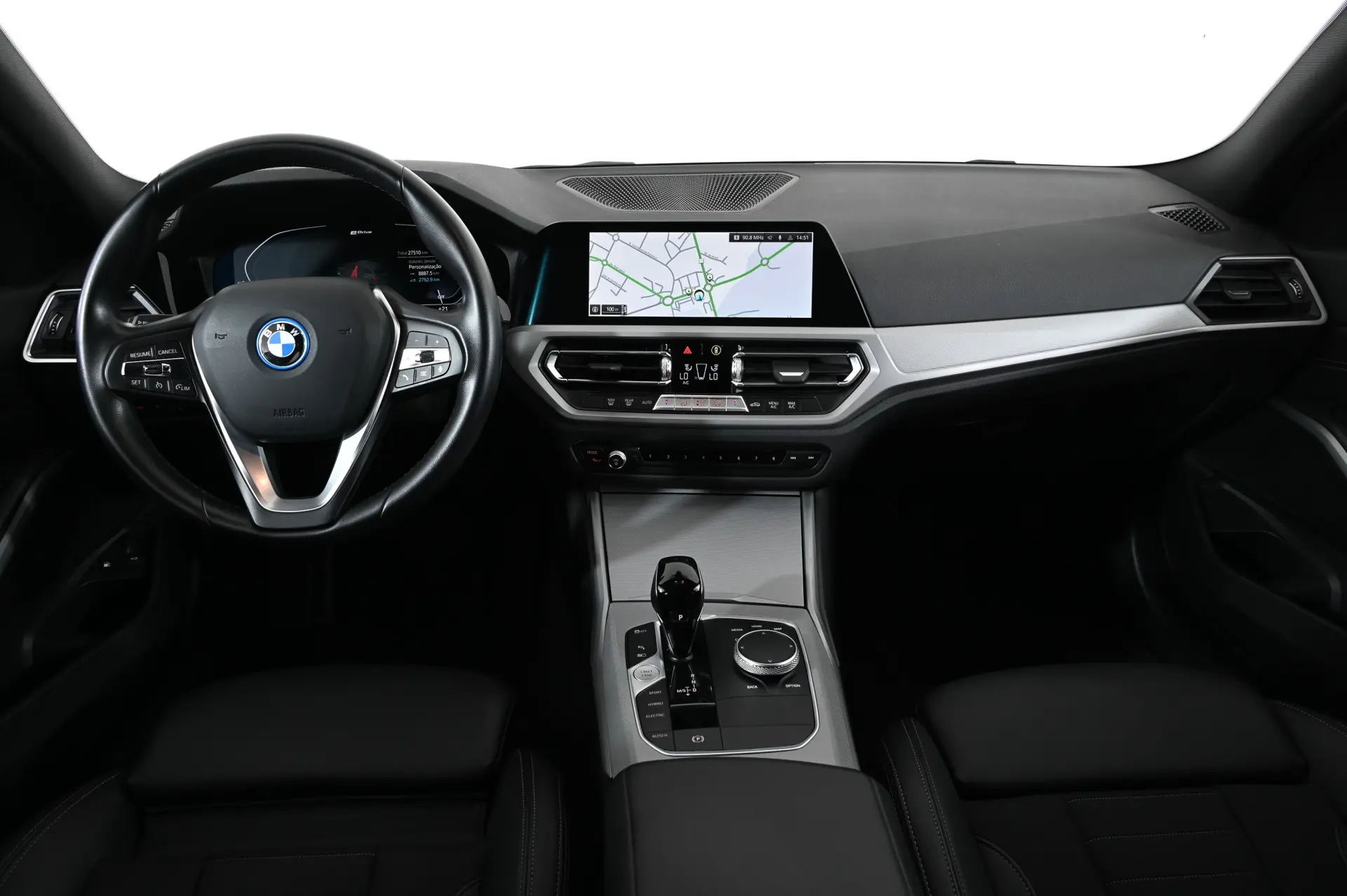 BMW 320 e Auto 3