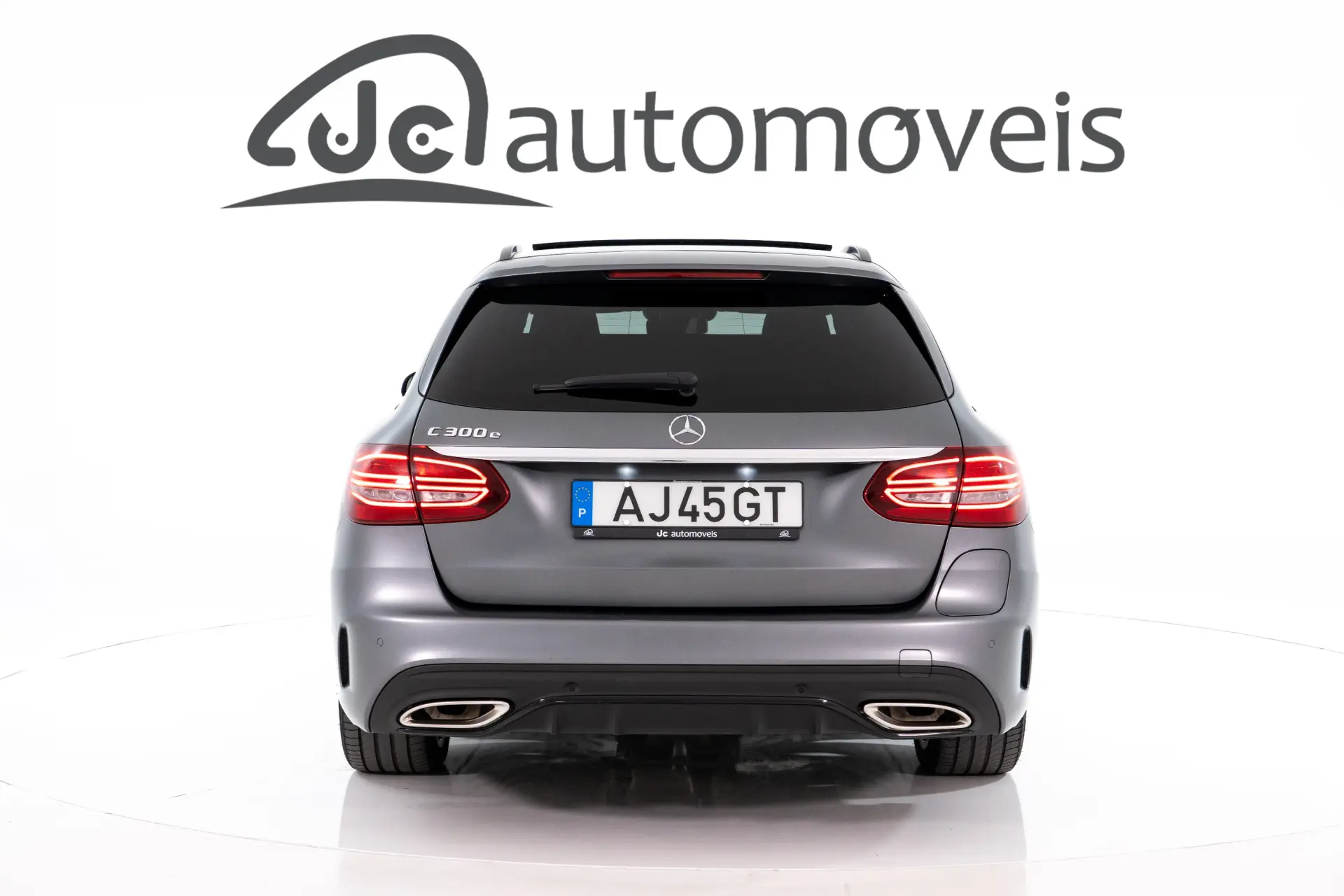 Mercedes-Benz C 300 e AMG Line 8