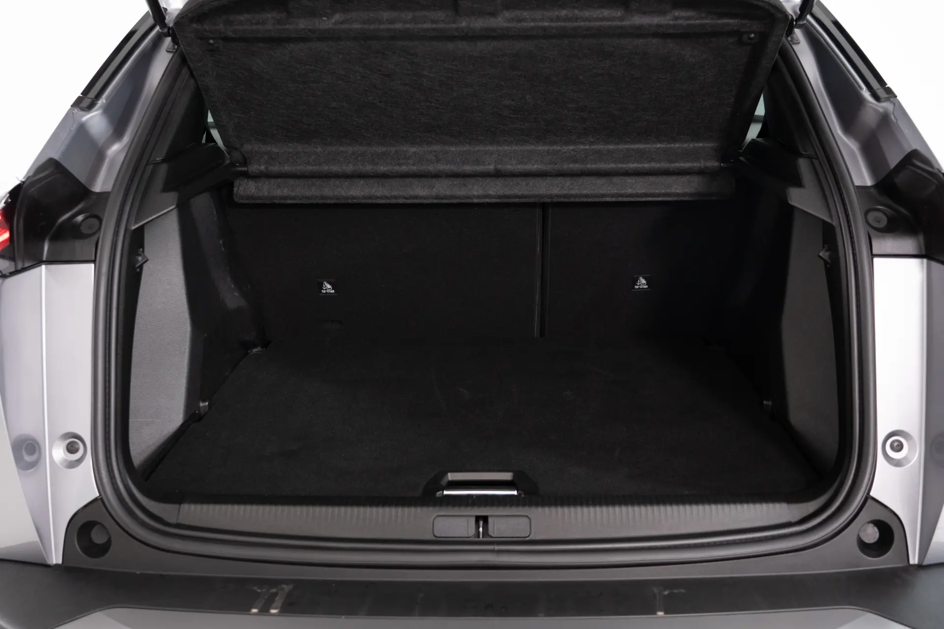 Peugeot 2008 1.2 PureTech Allure Pack EAT8 9