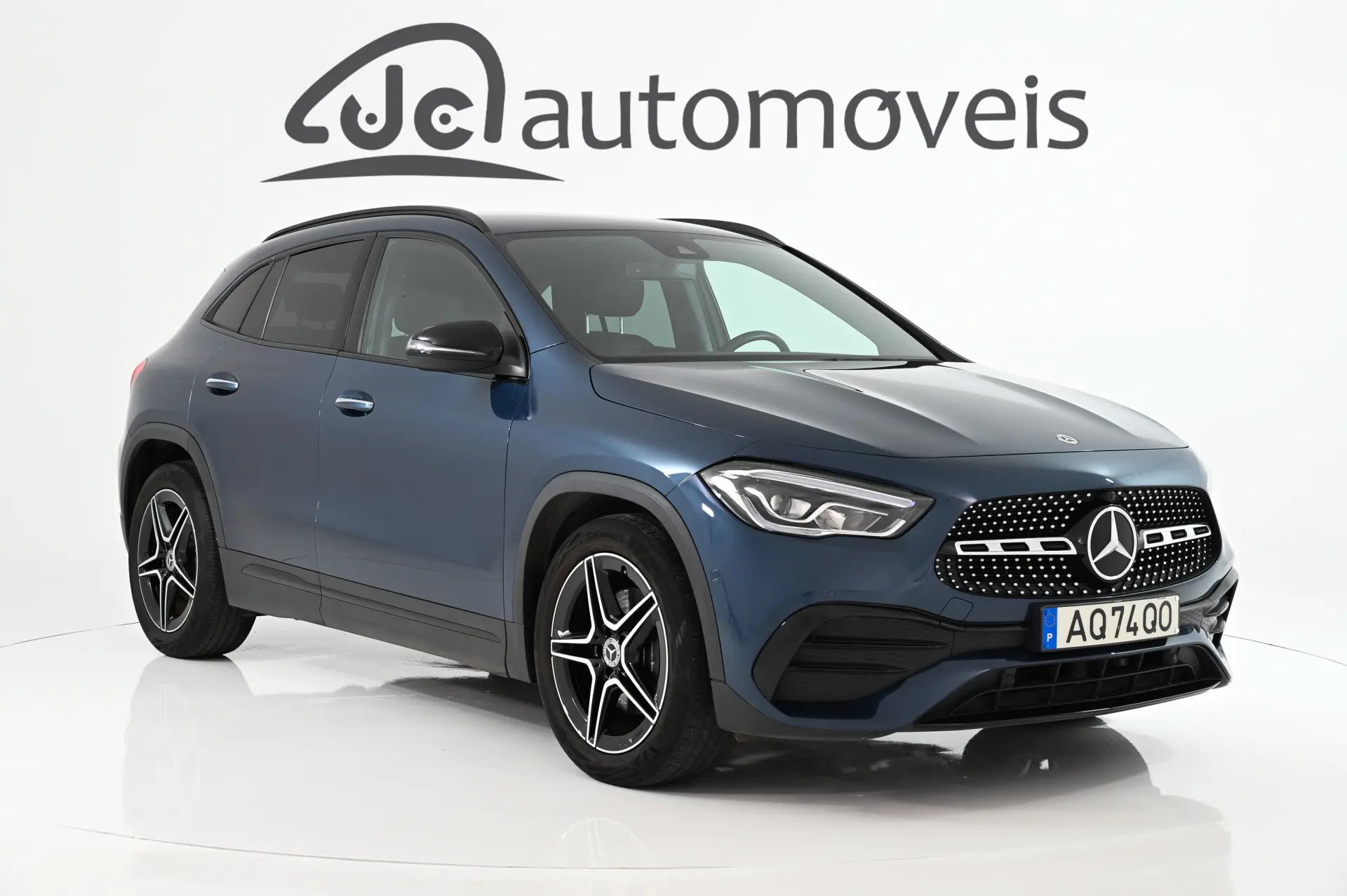 Mercedes-Benz GLA 200 AMG Line 1