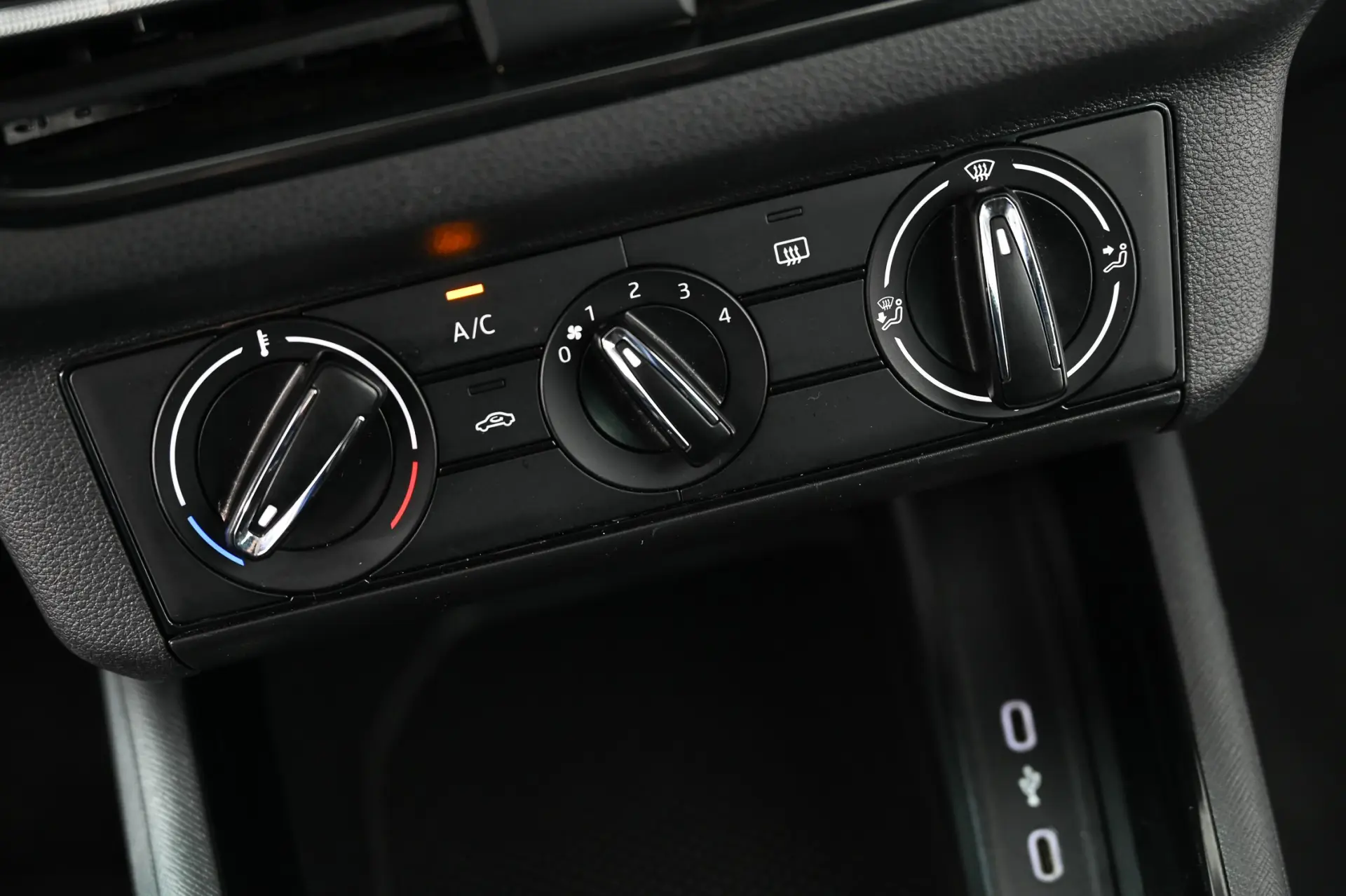 Skoda Kamiq 1.0 TSI Ambition 26