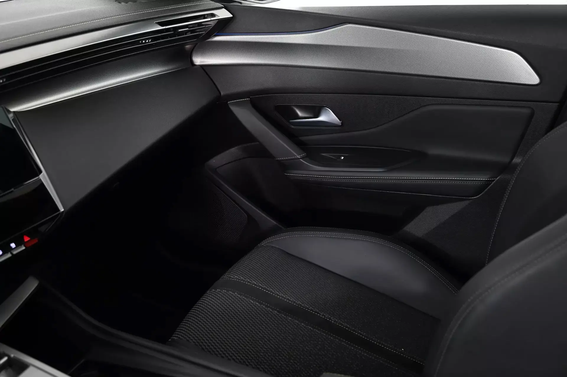 Peugeot 308 1.6 Hybrid GT Pack e-EAT8 21