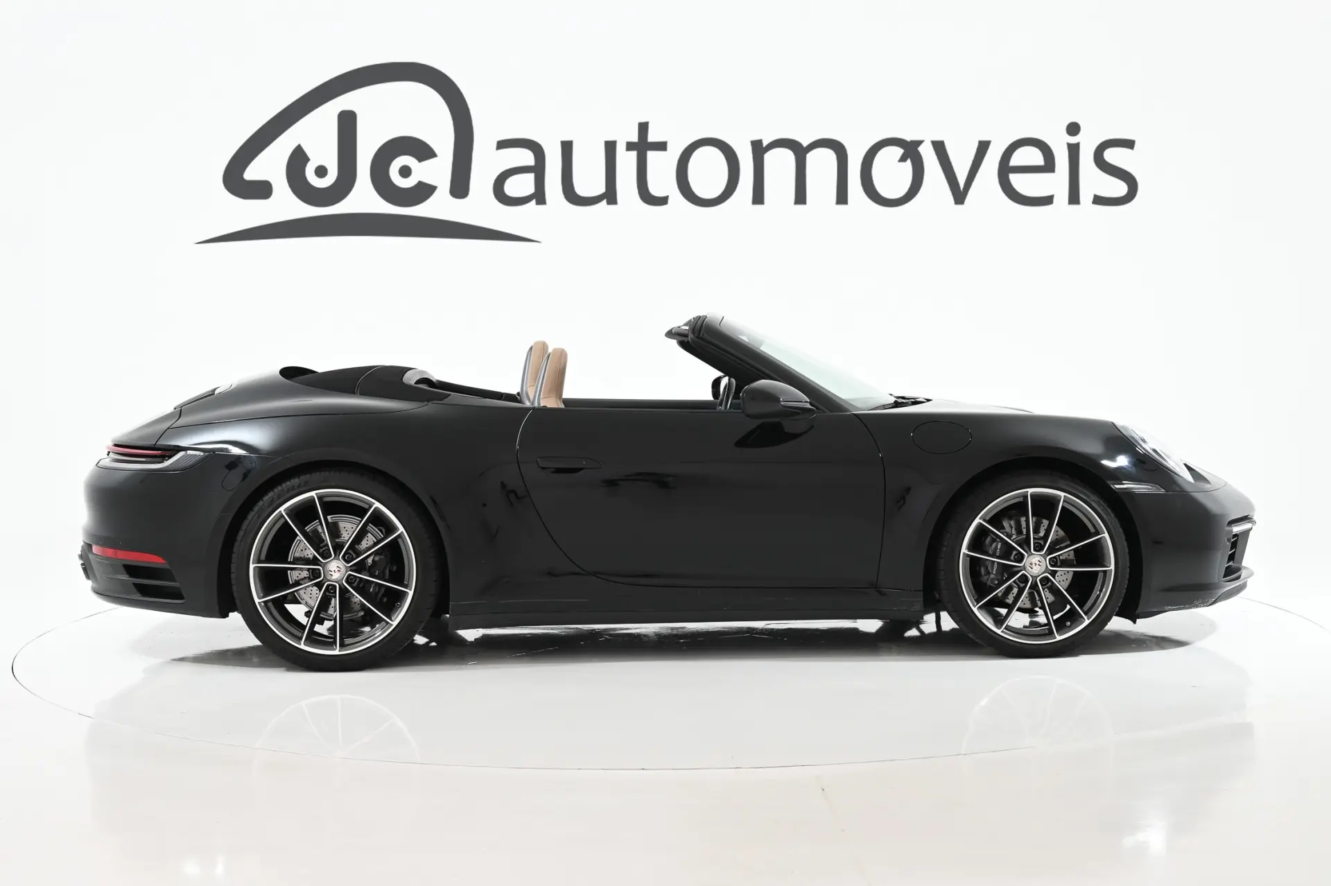 Porsche 911 (992) Carrera 4 PDK 6