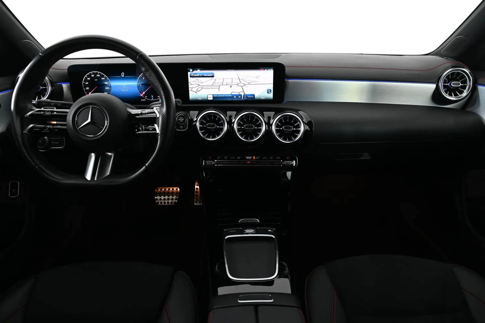 Mercedes-Benz CLA 200 d Shooting Brake AMG Line Aut. 3