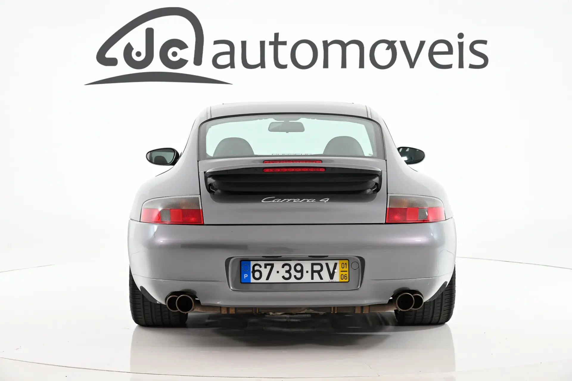 Porsche 911 (996) Carrera 4 Coupé 8