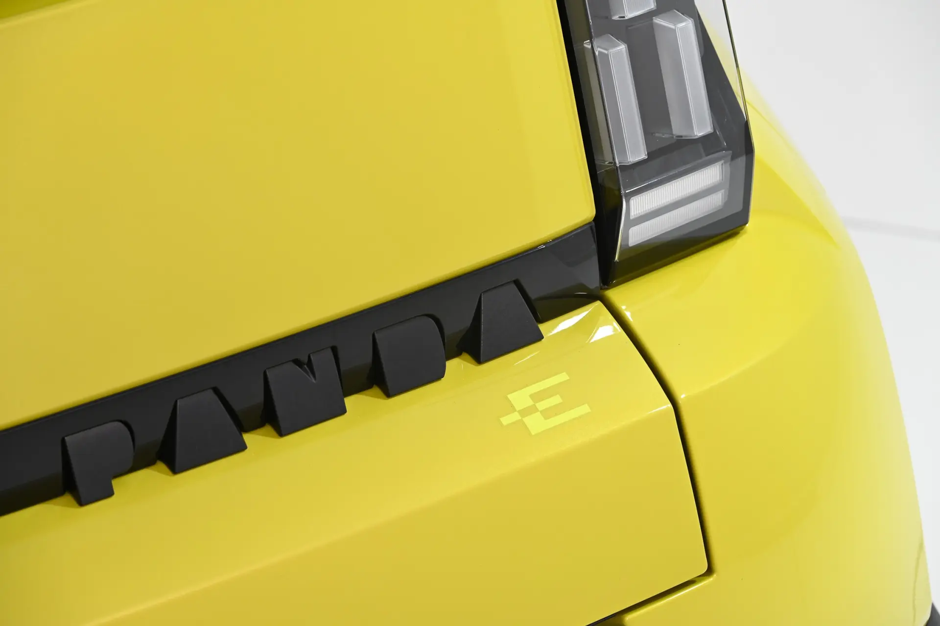 Fiat Grande Panda 45 kWh La Prima 12