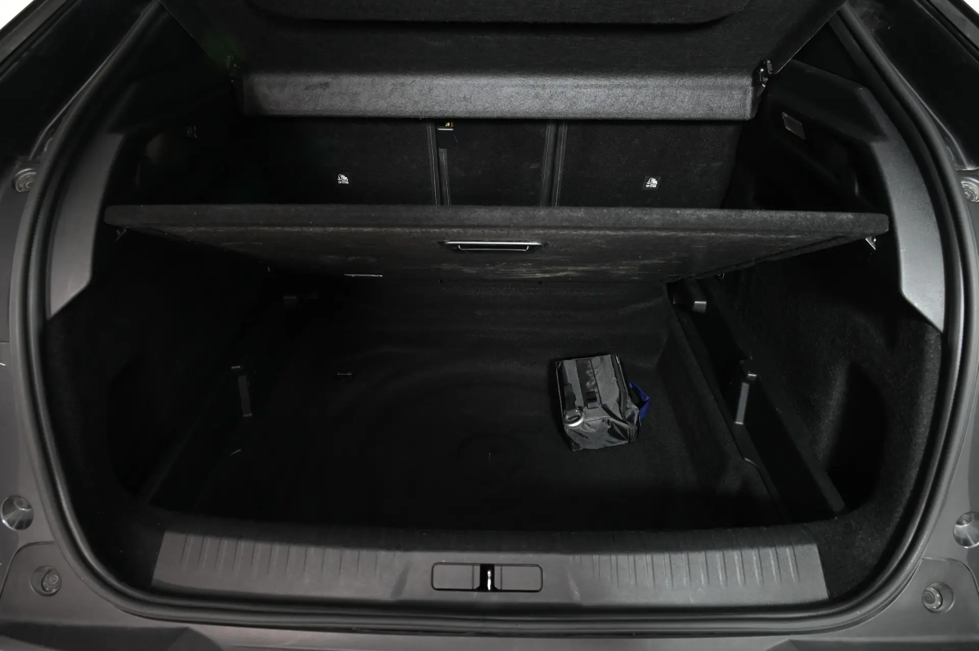 Peugeot 3008 1.2 Hybrid Allure Pack e-DCS6 10