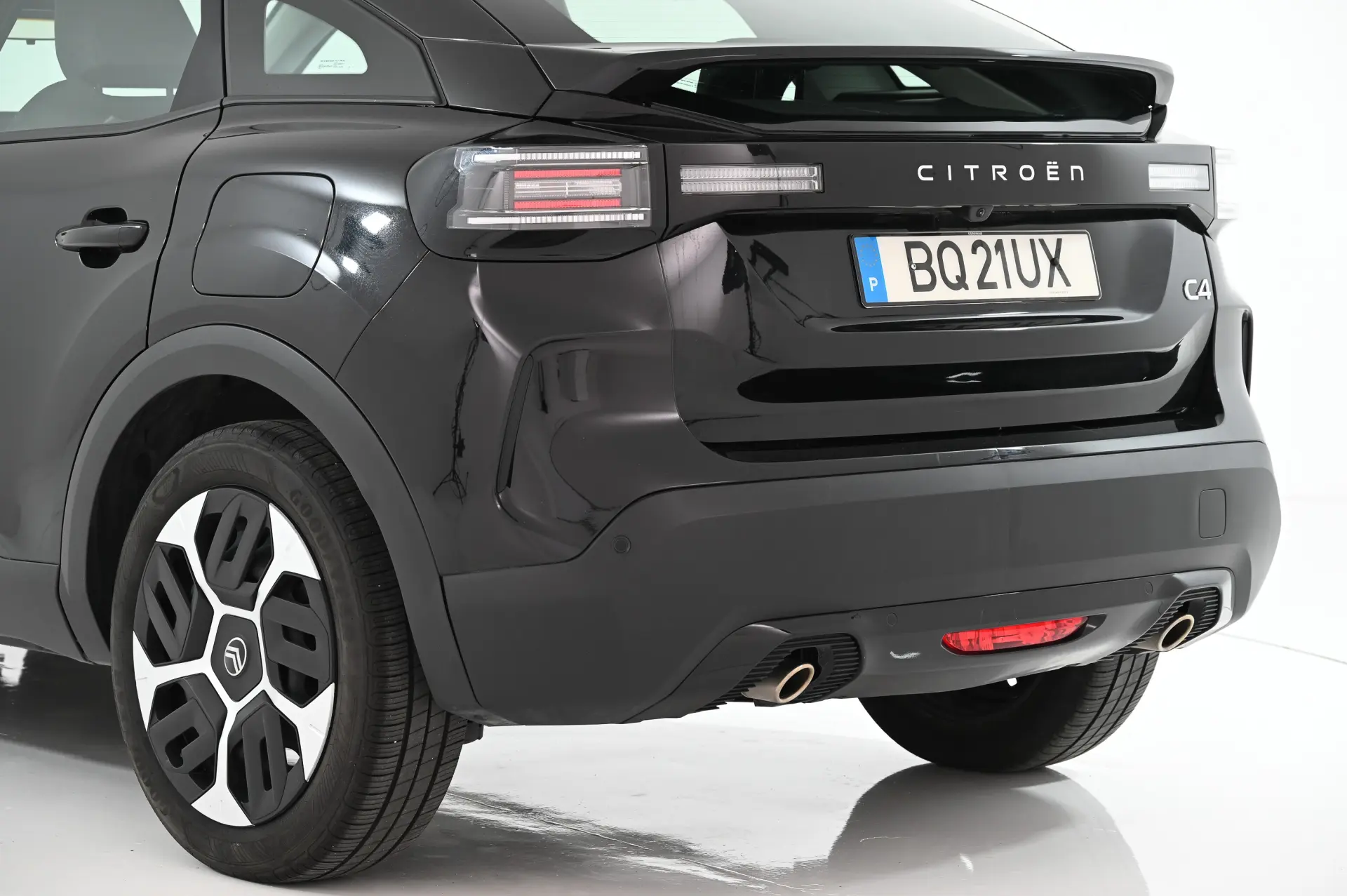 Citroen C4 1.2 Hybrid Plus e-DSC6 13