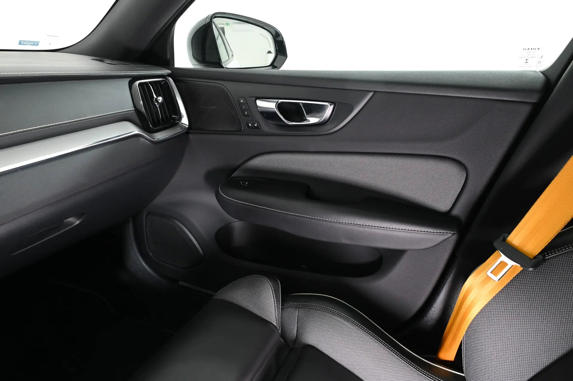 Volvo S60 2.0 T8 PHEV Polestar AWD 33