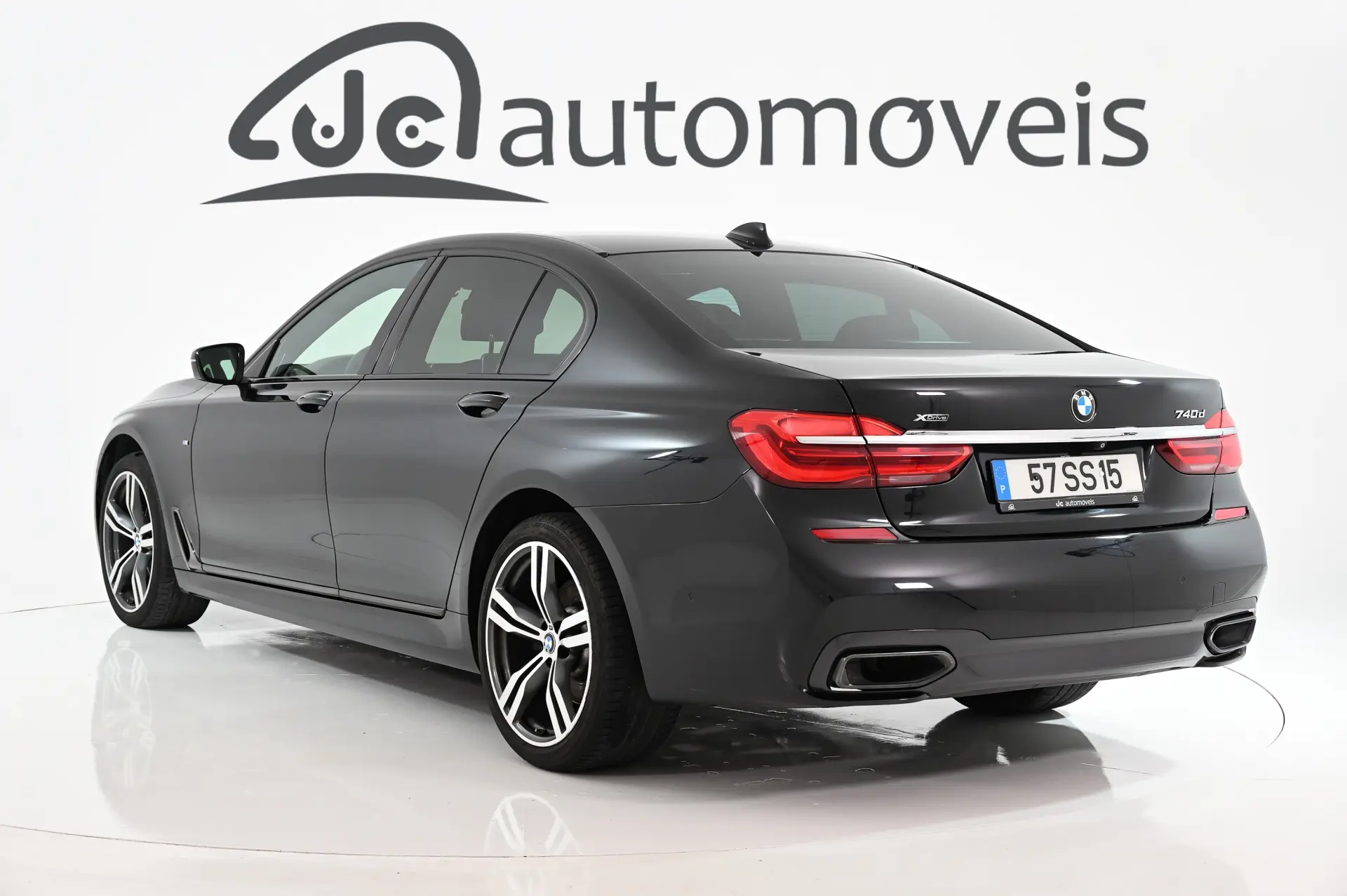 BMW 740 d xDrive Pack M Auto 2