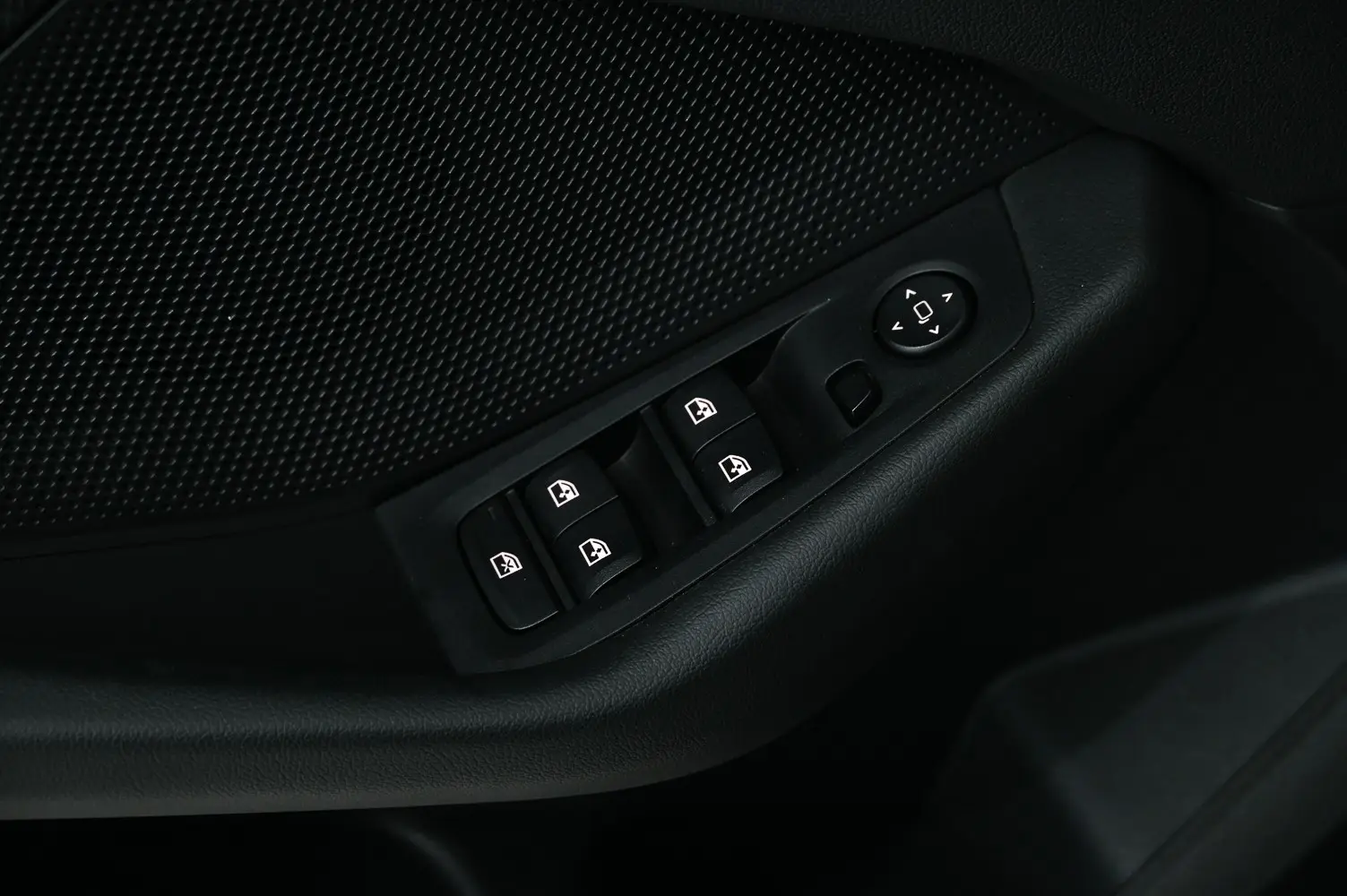 BMW 116 i Advantage Auto 24