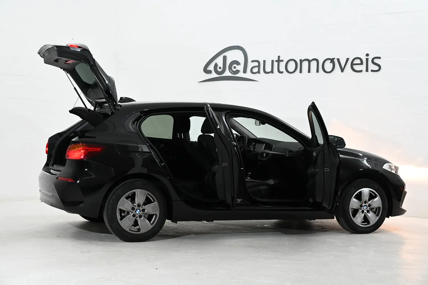 BMW 116 i Advantage Auto 6