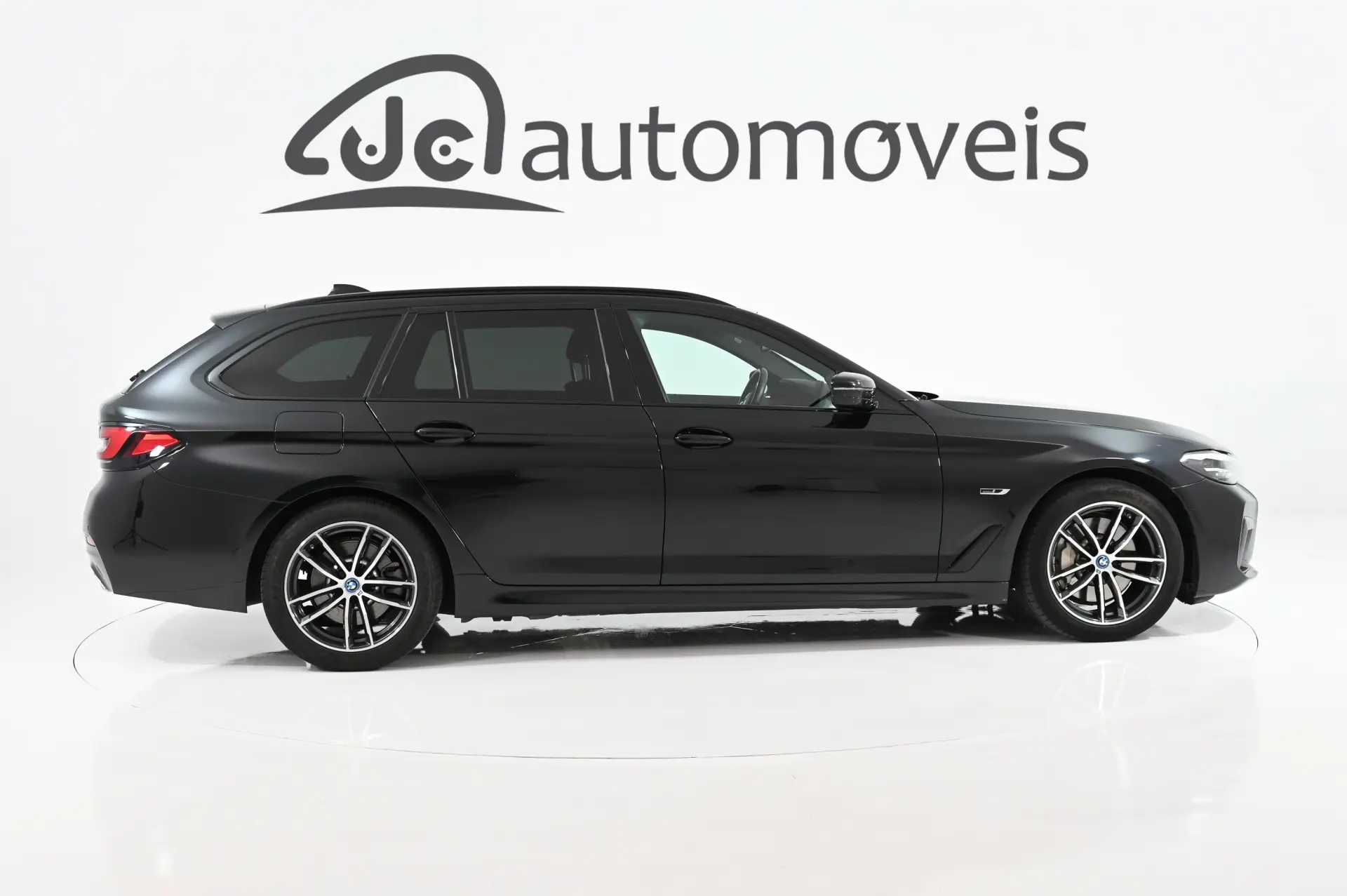 BMW 520 e Pack M 7