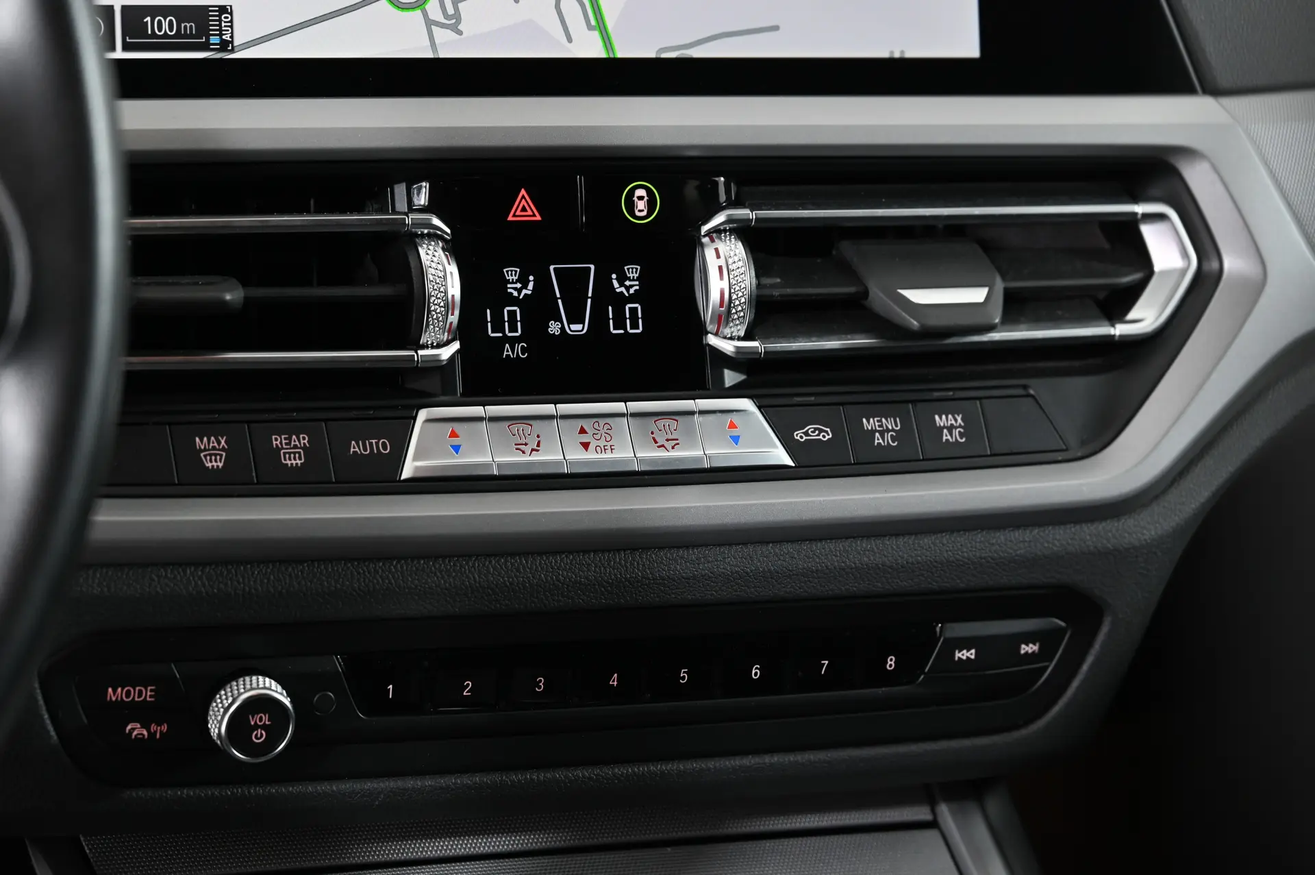 BMW 320 e Auto 31