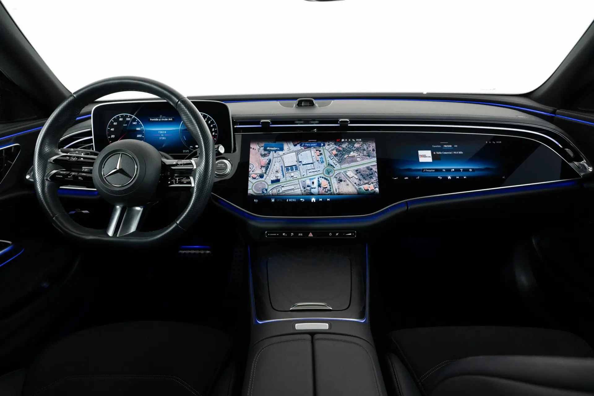 Mercedes-Benz E 300 e AMG Line 3