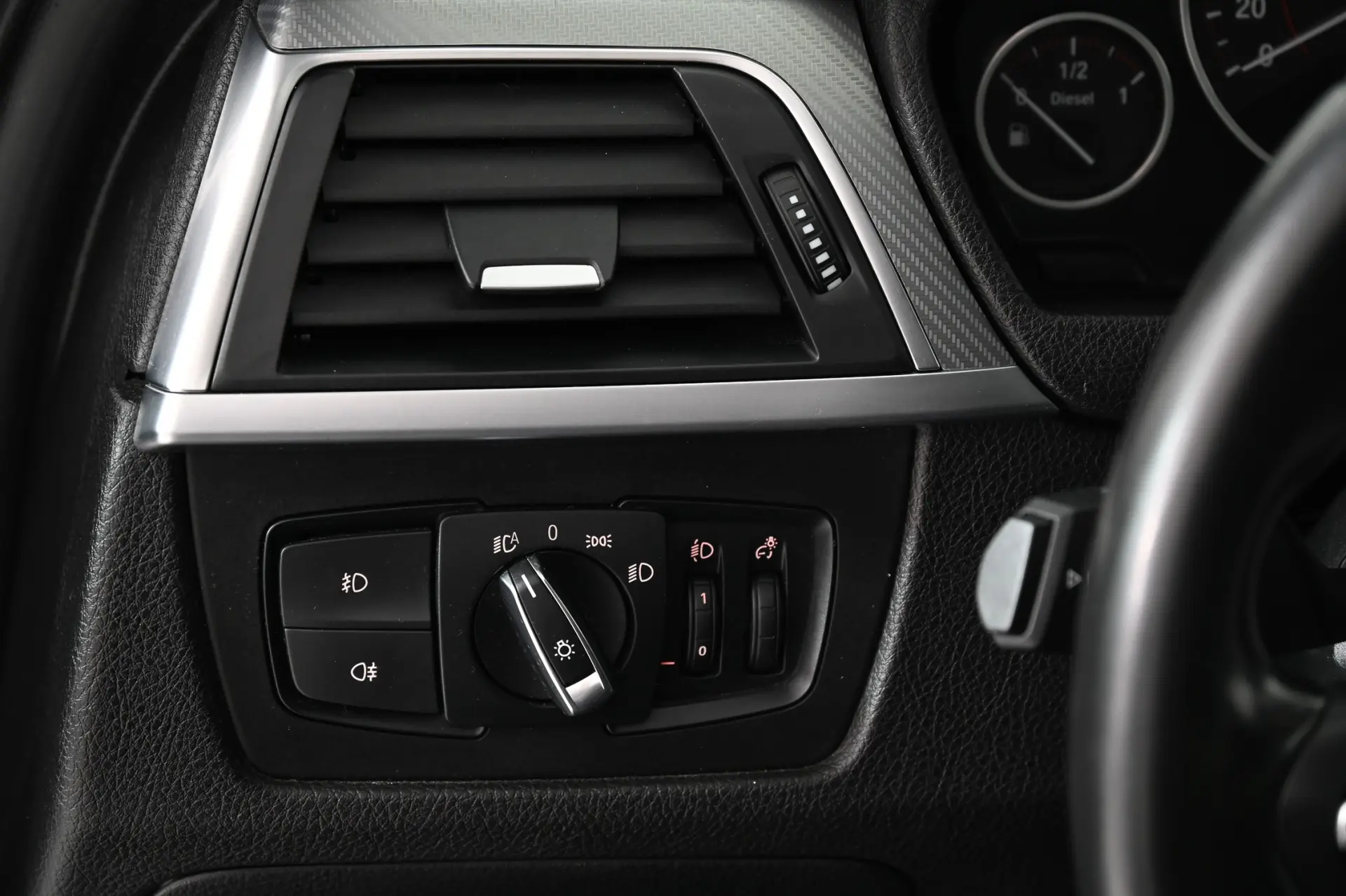 BMW 318 d Pack M Auto 21