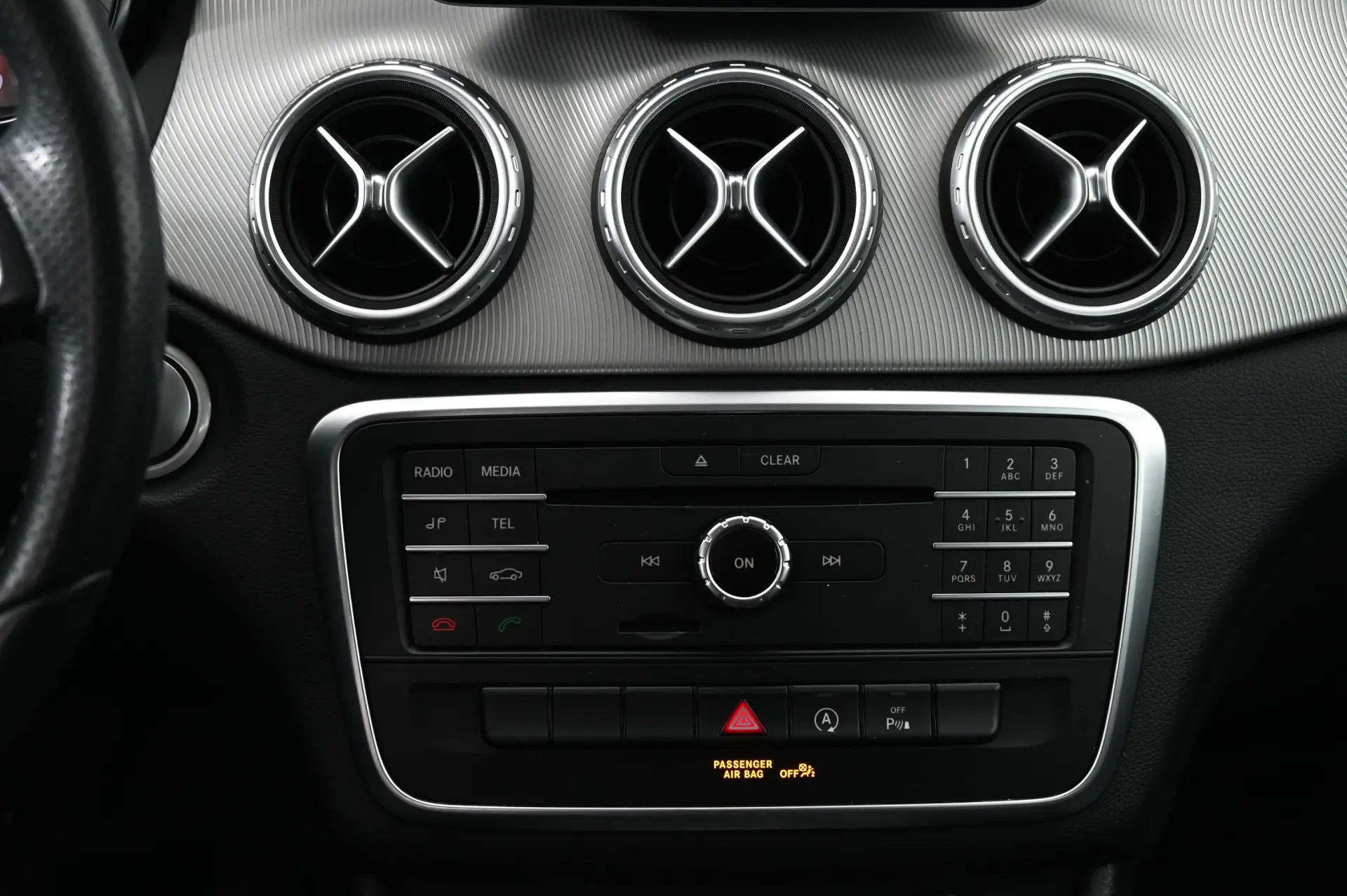 Mercedes-Benz GLA 180 d AMG Line 20