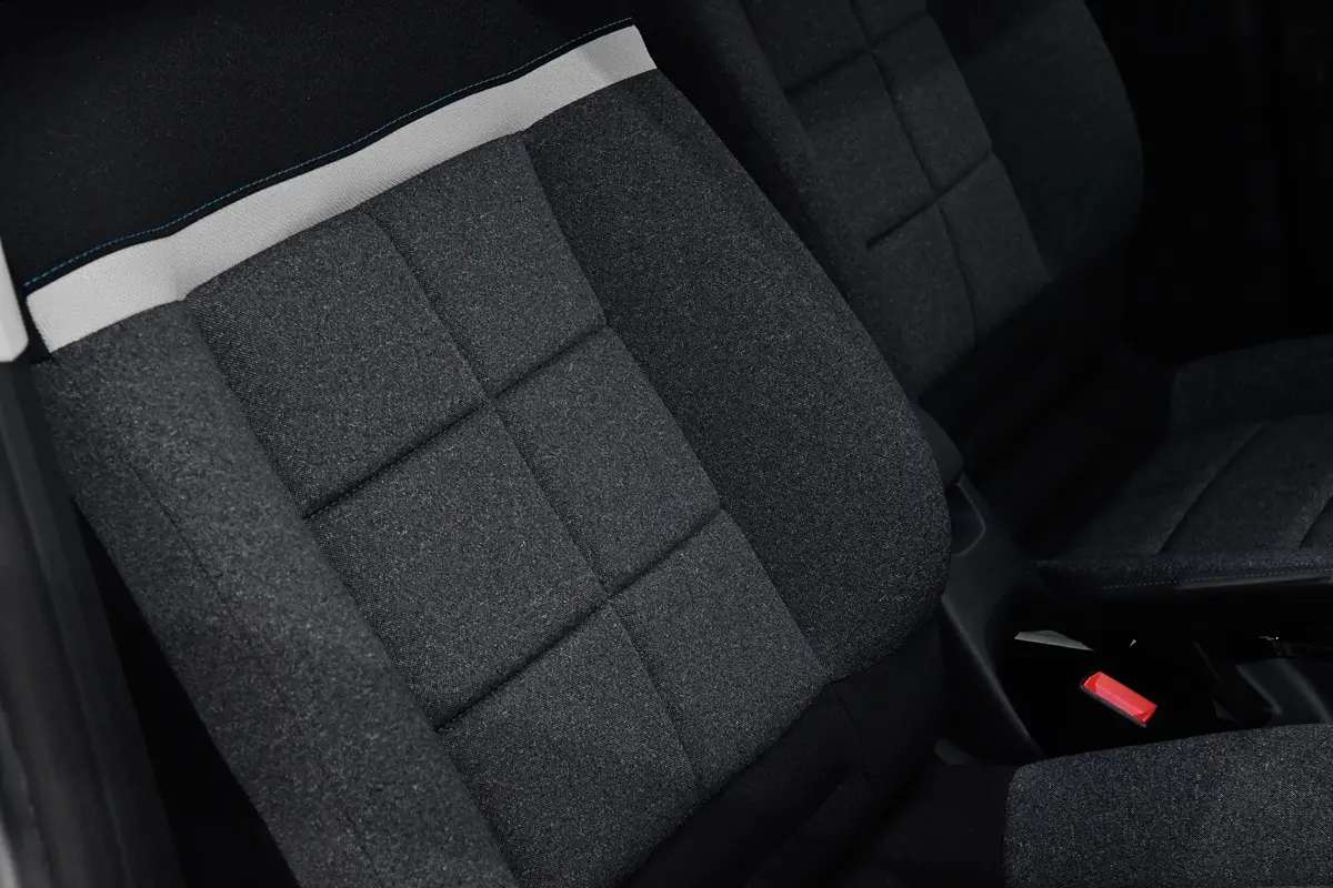 Citroën C4 Cactus 1.5 BlueHDi Shine 21