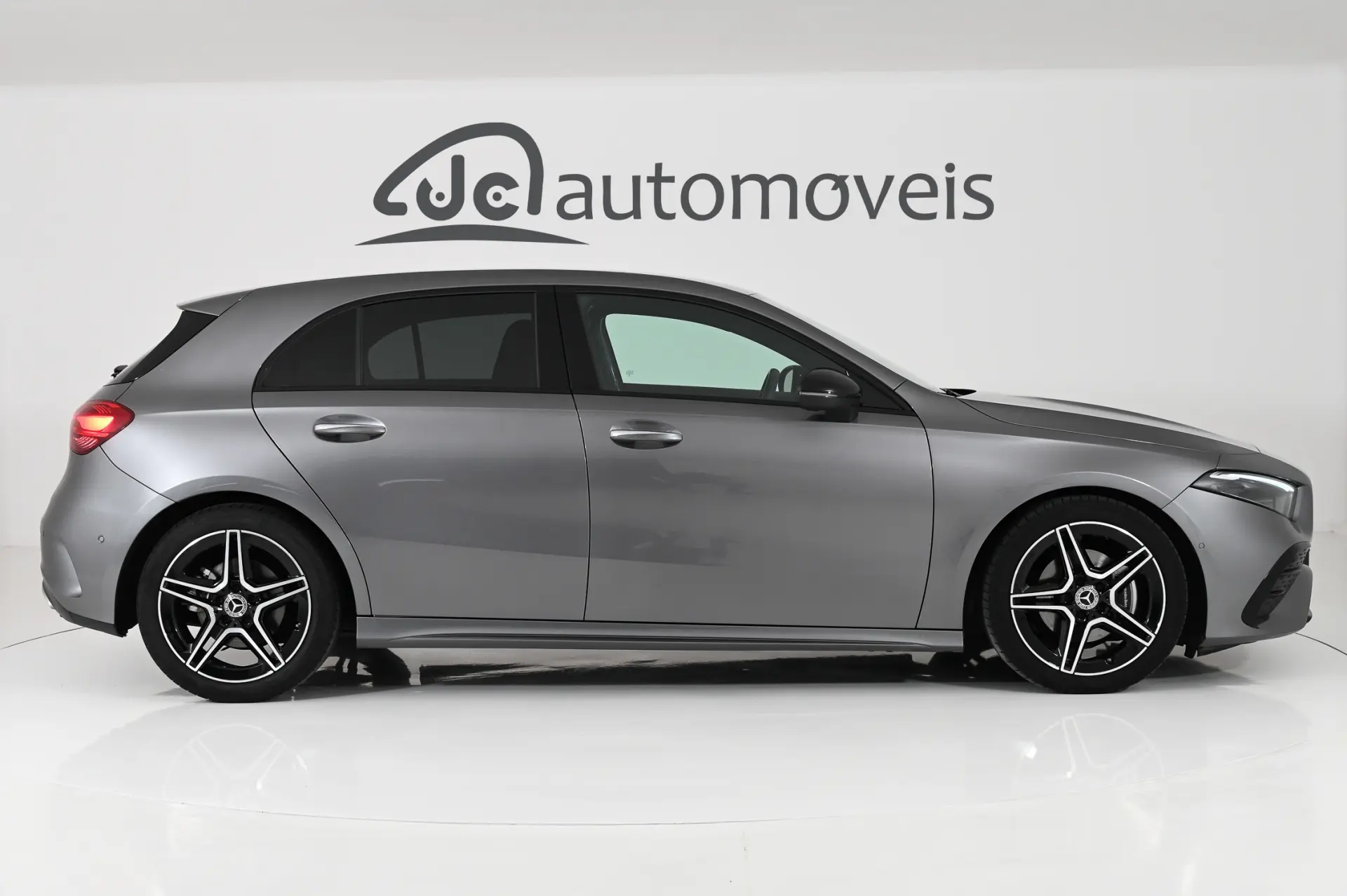 Mercedes-Benz A 200 Outro 7