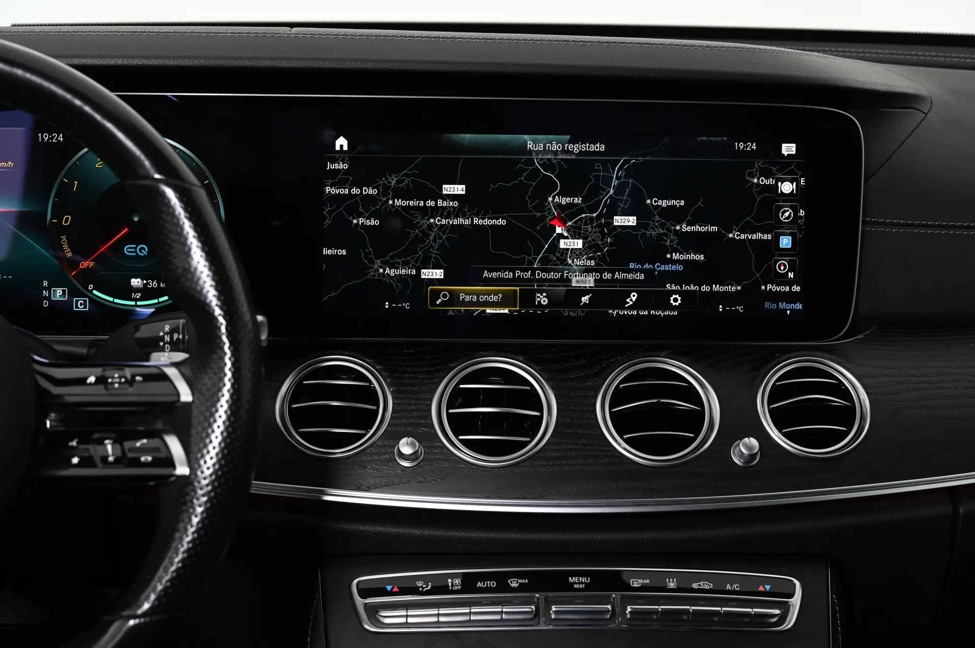 Mercedes-Benz E 300 de AMG Line 17