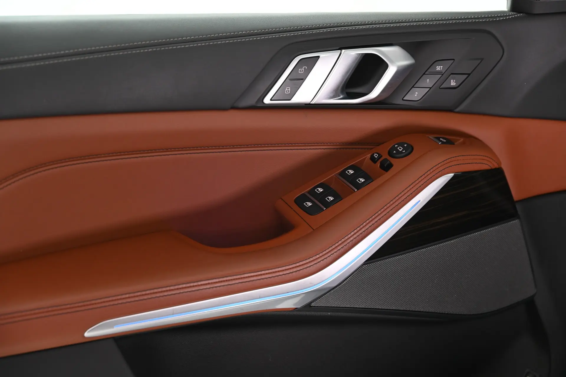 BMW X5 50 e xDrive Edição Desportiva M 23