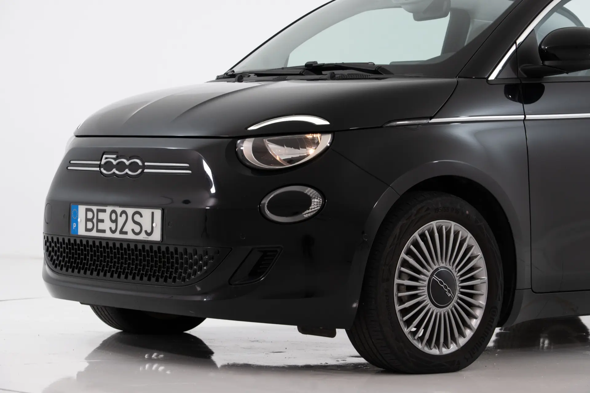 Fiat 500e Outro 13