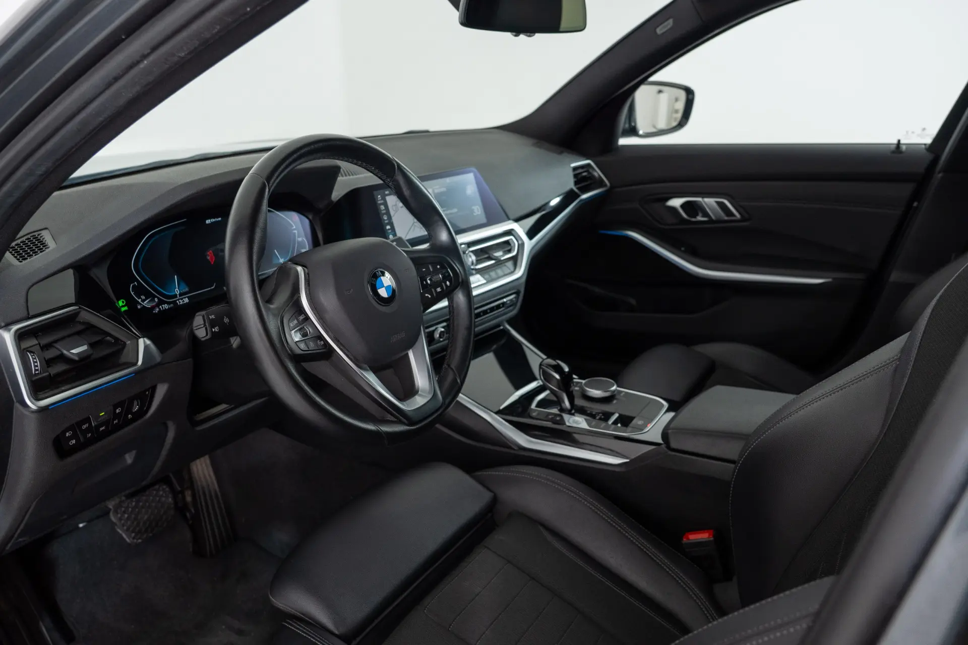 BMW 320 e Corporate Edition Auto 21