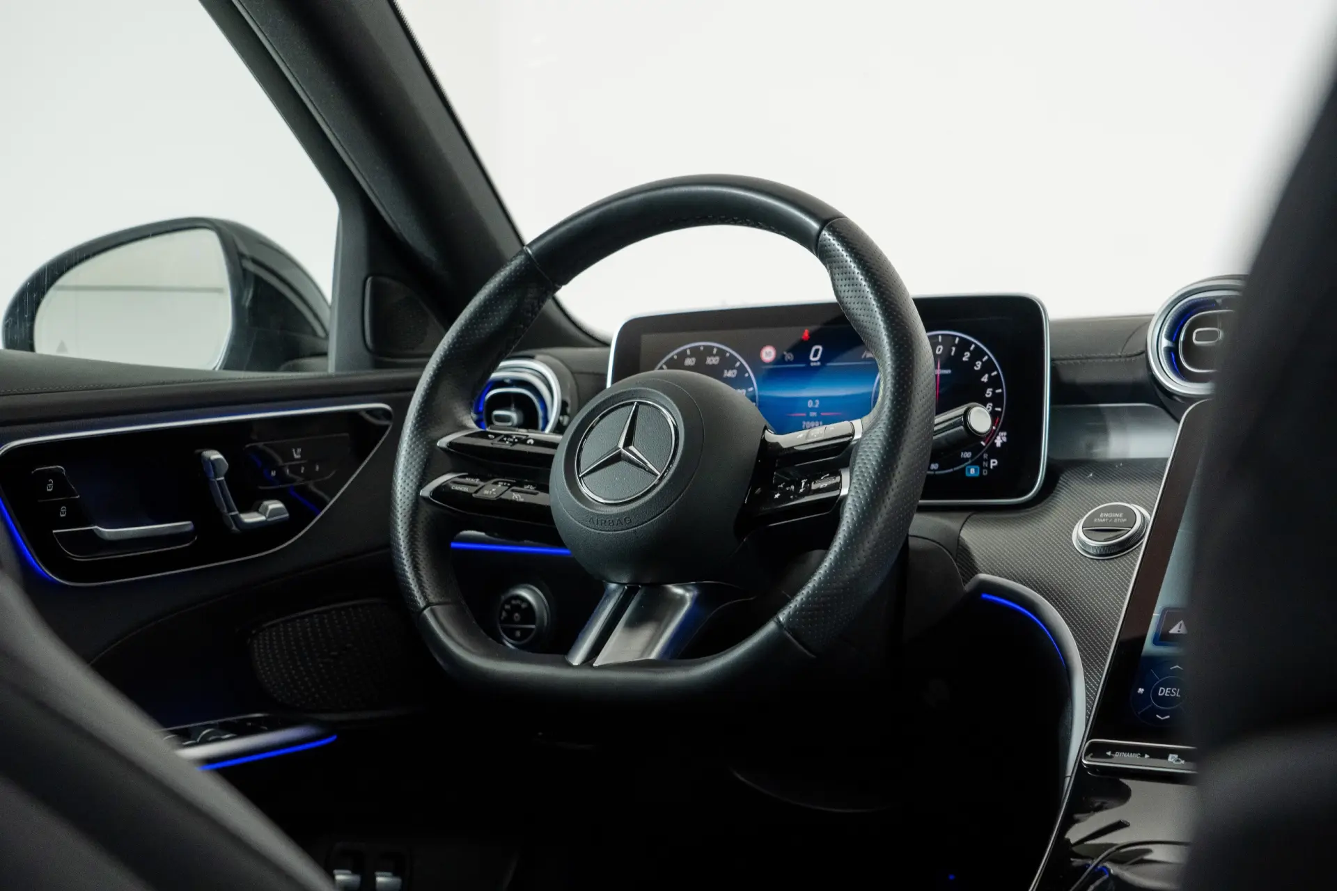 Mercedes-Benz C 300 e AMG Line 38