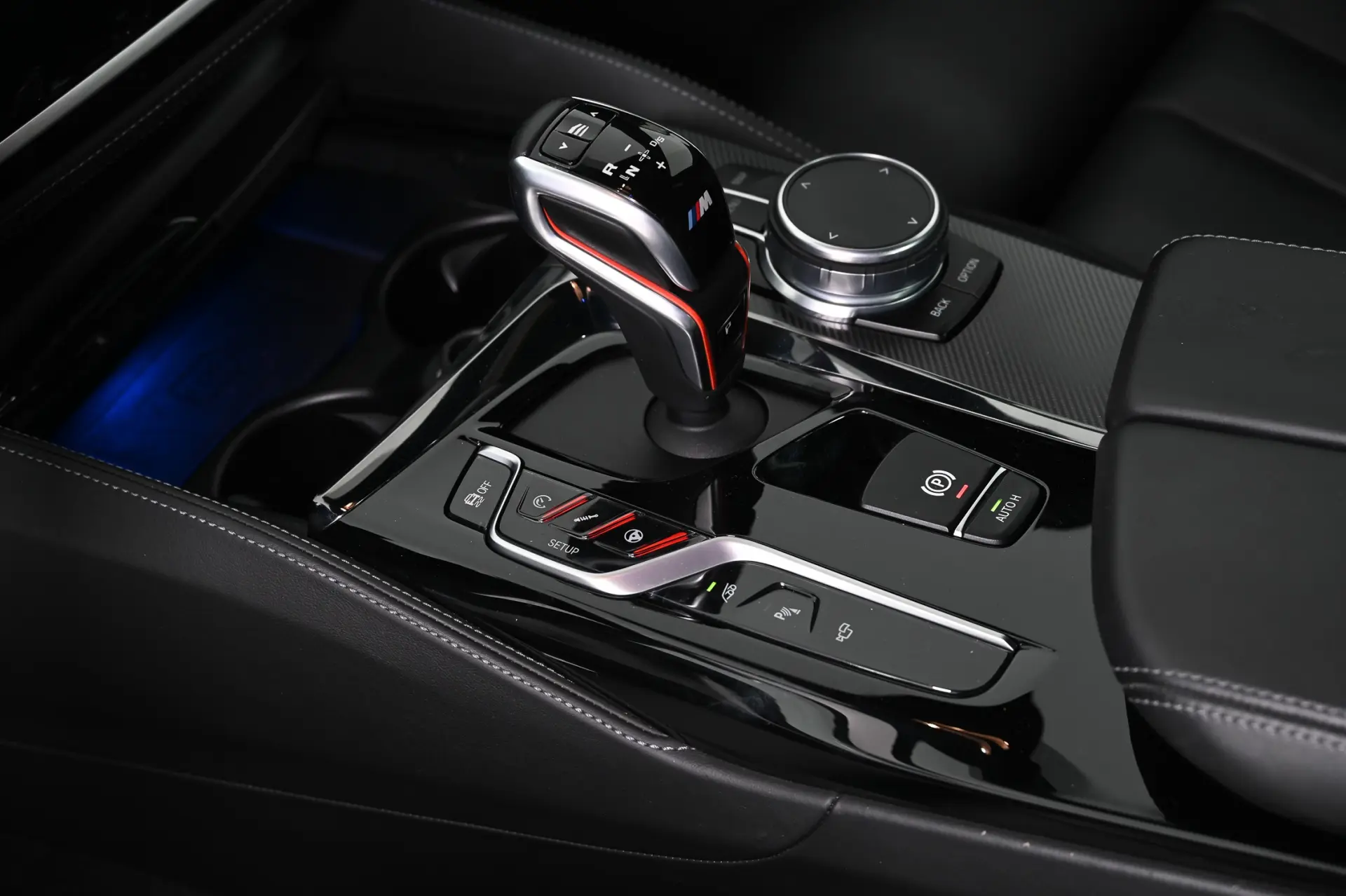 BMW M5 Standard 25
