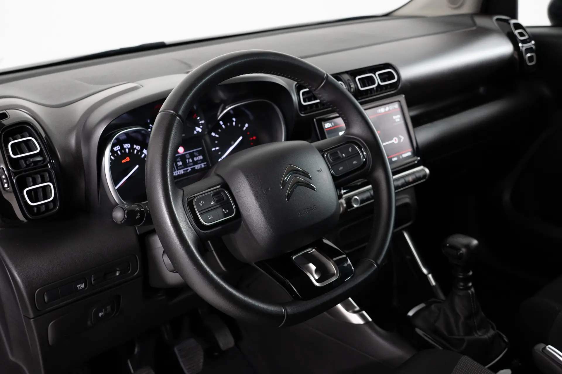 Citroen C3 Aircross Outro 18