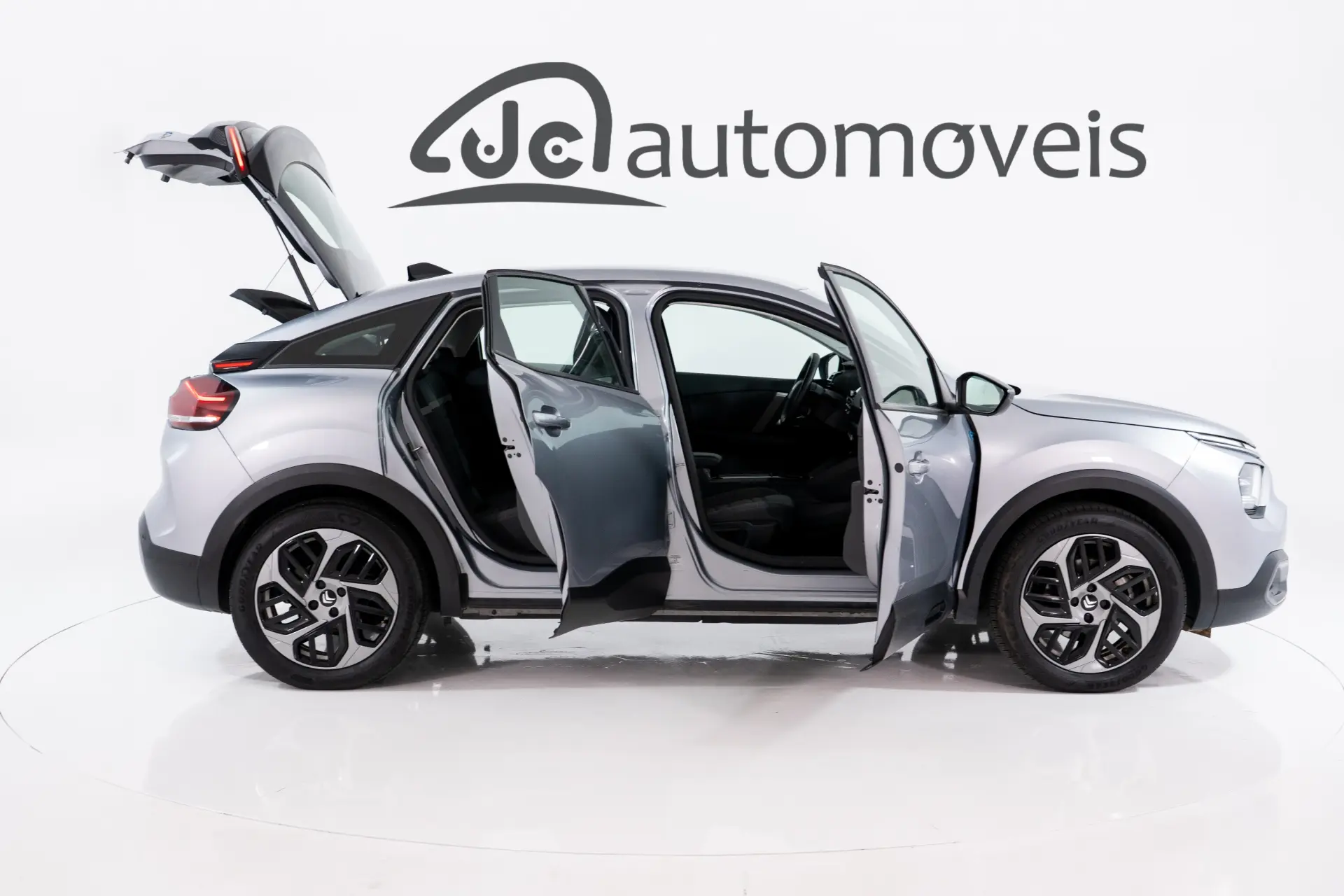 Citroen e-C4 50 kWh Autonomia Conforto Plus 6