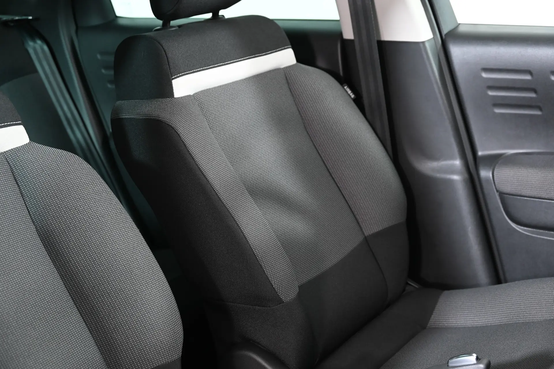 Citroën C3 Aircross 1.2 PureTech C-Series 21