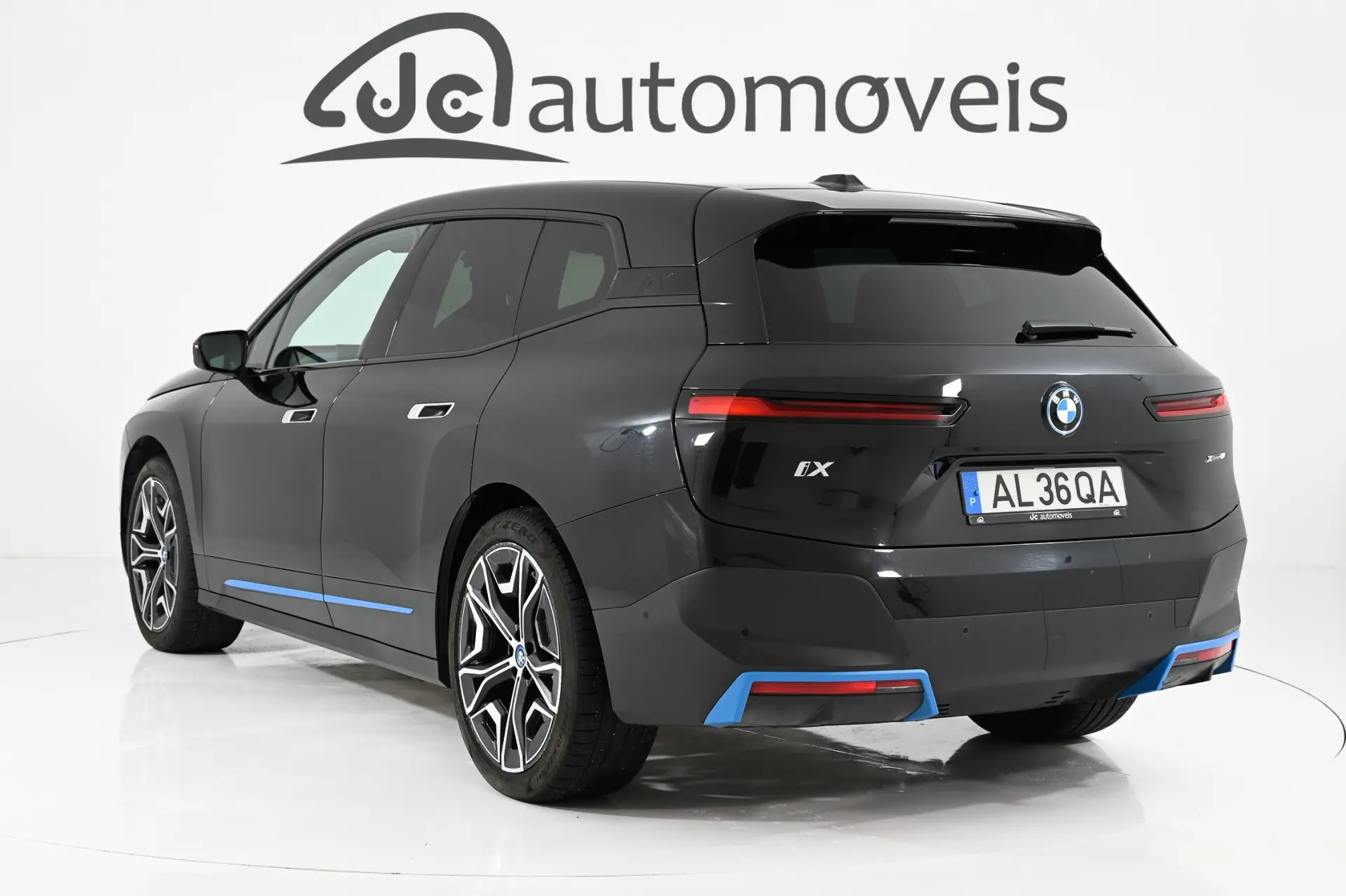BMW iX xDrive 40 2