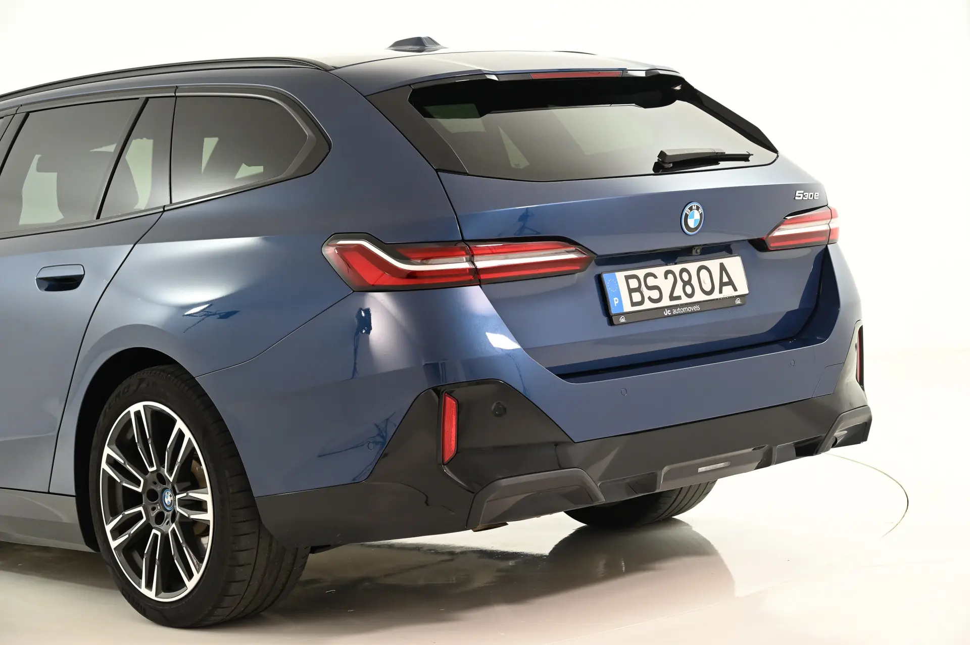 BMW 530 e Pack Desportivo M 11