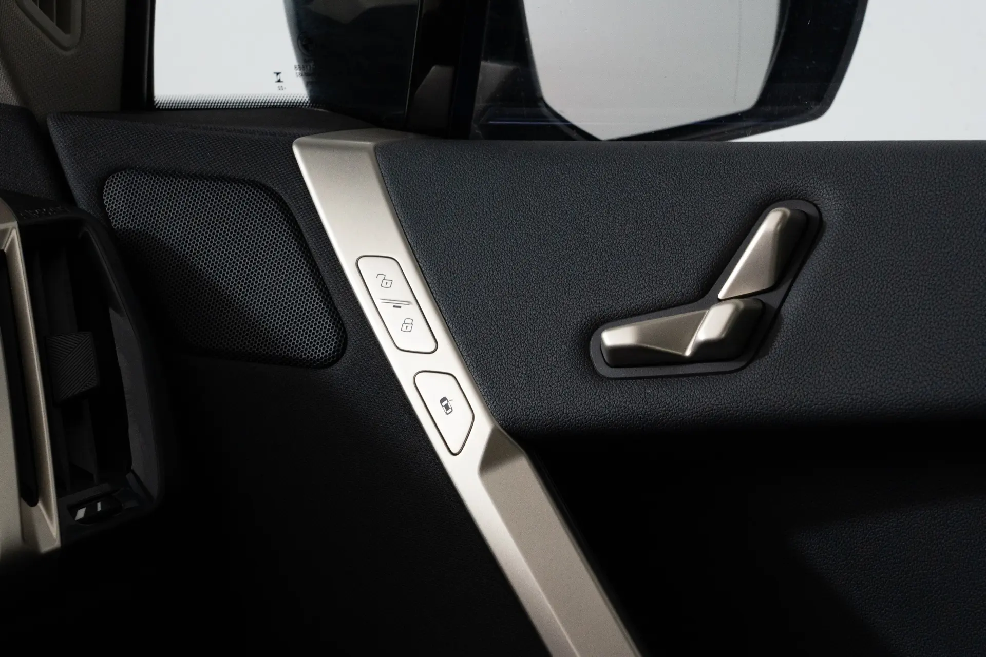 BMW iX xDrive 40 37