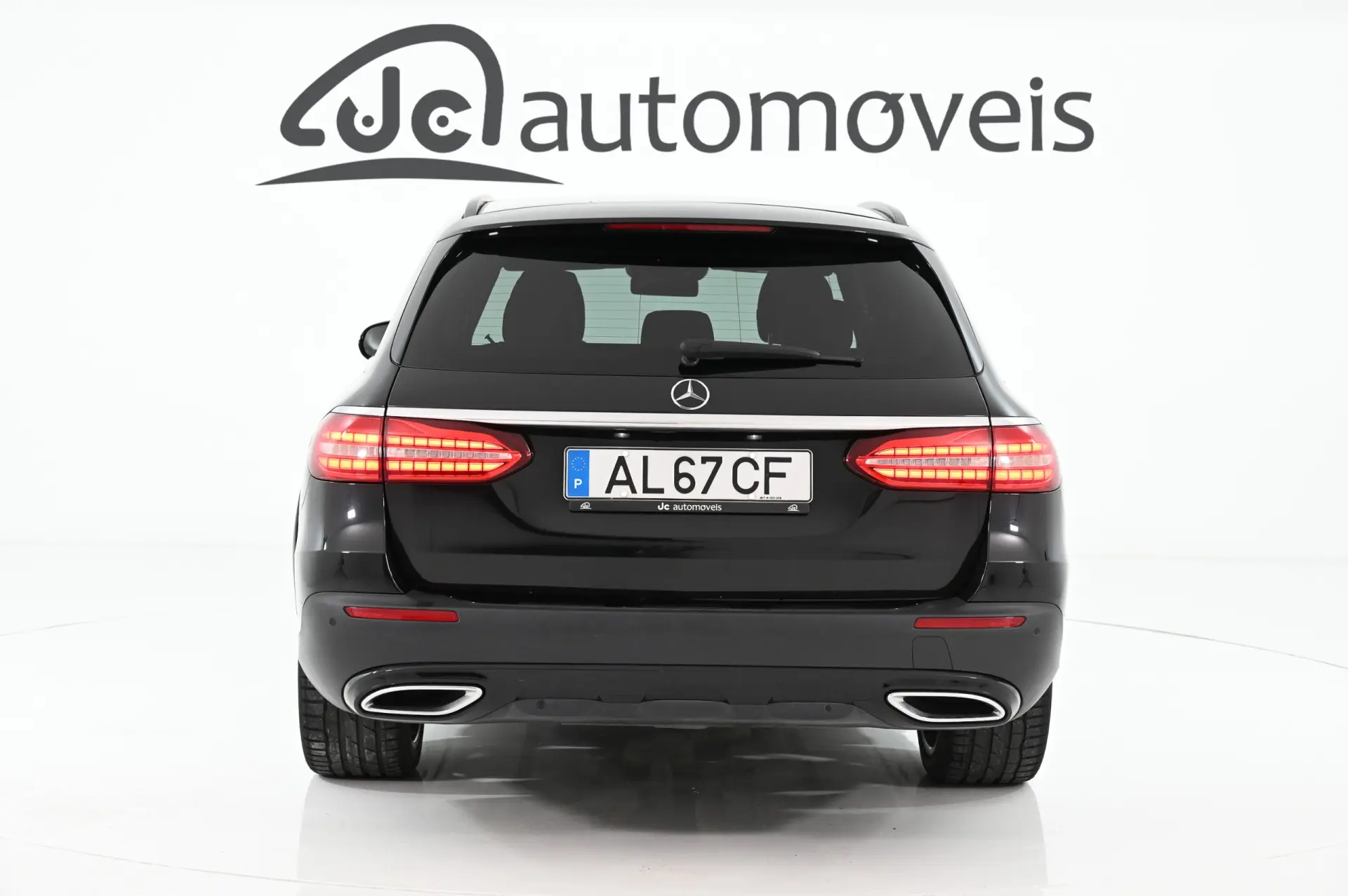 Mercedes-Benz E 220 d 4-Matic All Terrain Avantgarde 8